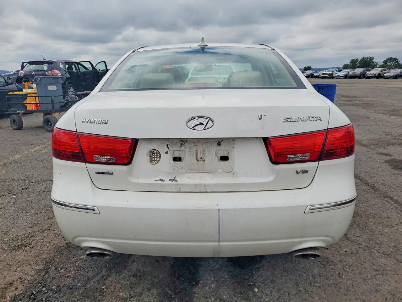 2010 Hyundai Sonata Limited V6 White vin: 5NPEU4AF8AH599299