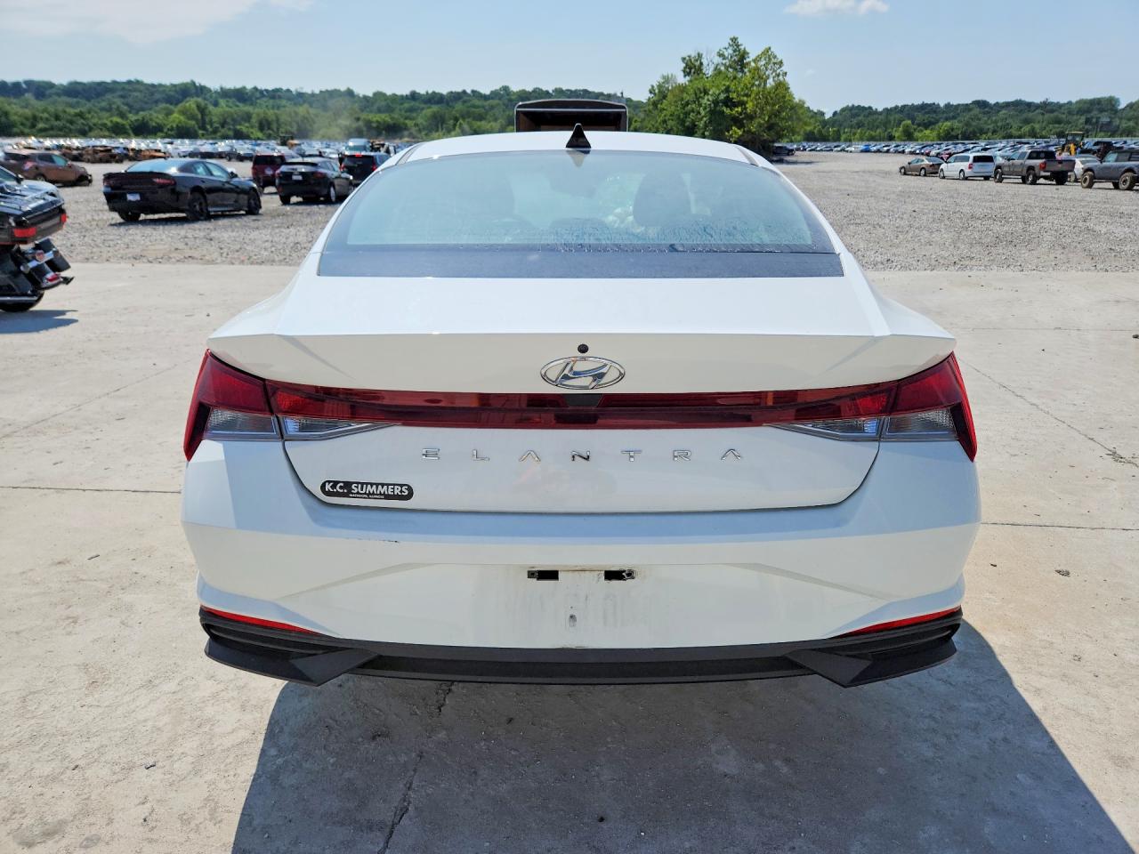 2021 Hyundai Elantra Se Белый vin: 5NPLL4AG1MH033525