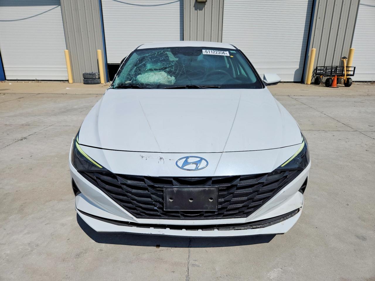 2021 Hyundai Elantra Se Белый vin: 5NPLL4AG1MH033525