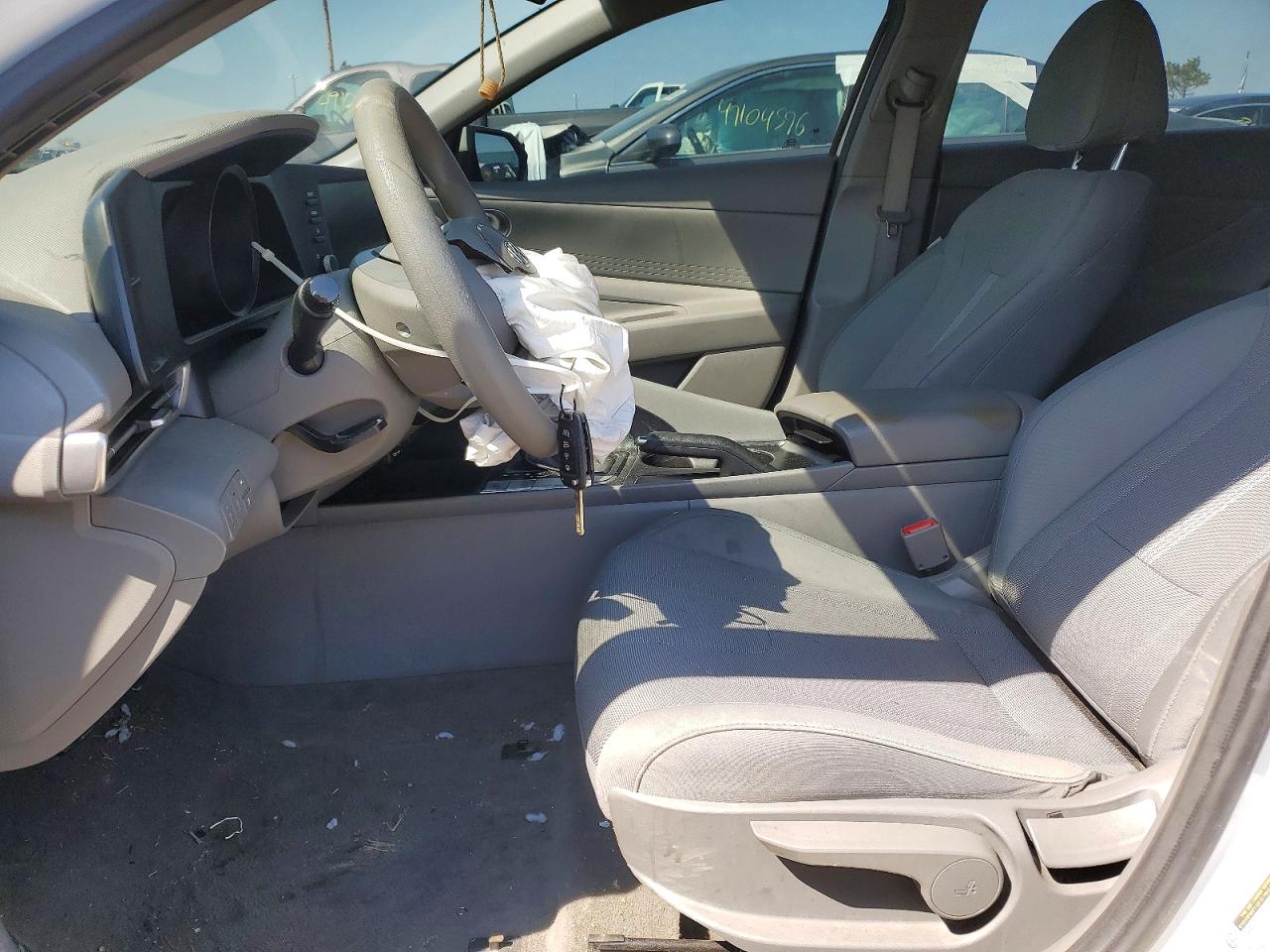2021 Hyundai Elantra Se White vin: 5NPLL4AG4MH047273