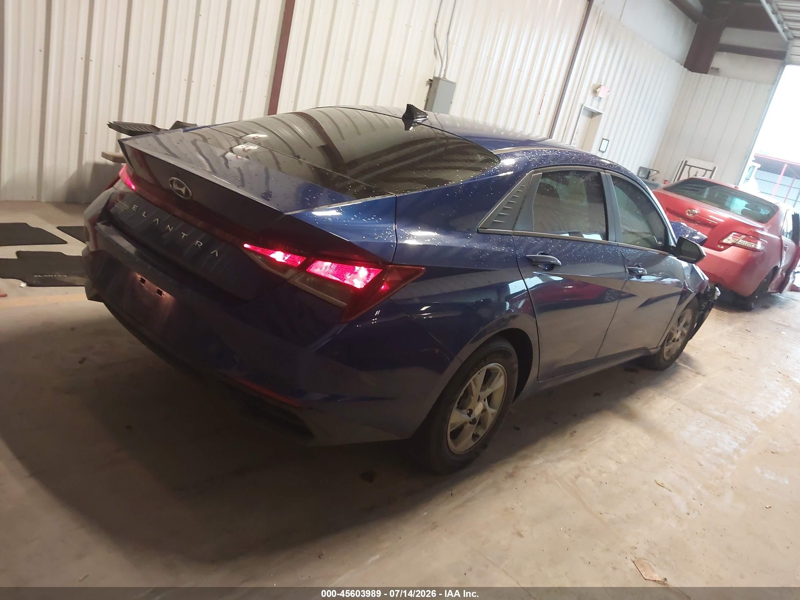 2022 Hyundai Elantra Se Blue vin: 5NPLL4AG7NH080723