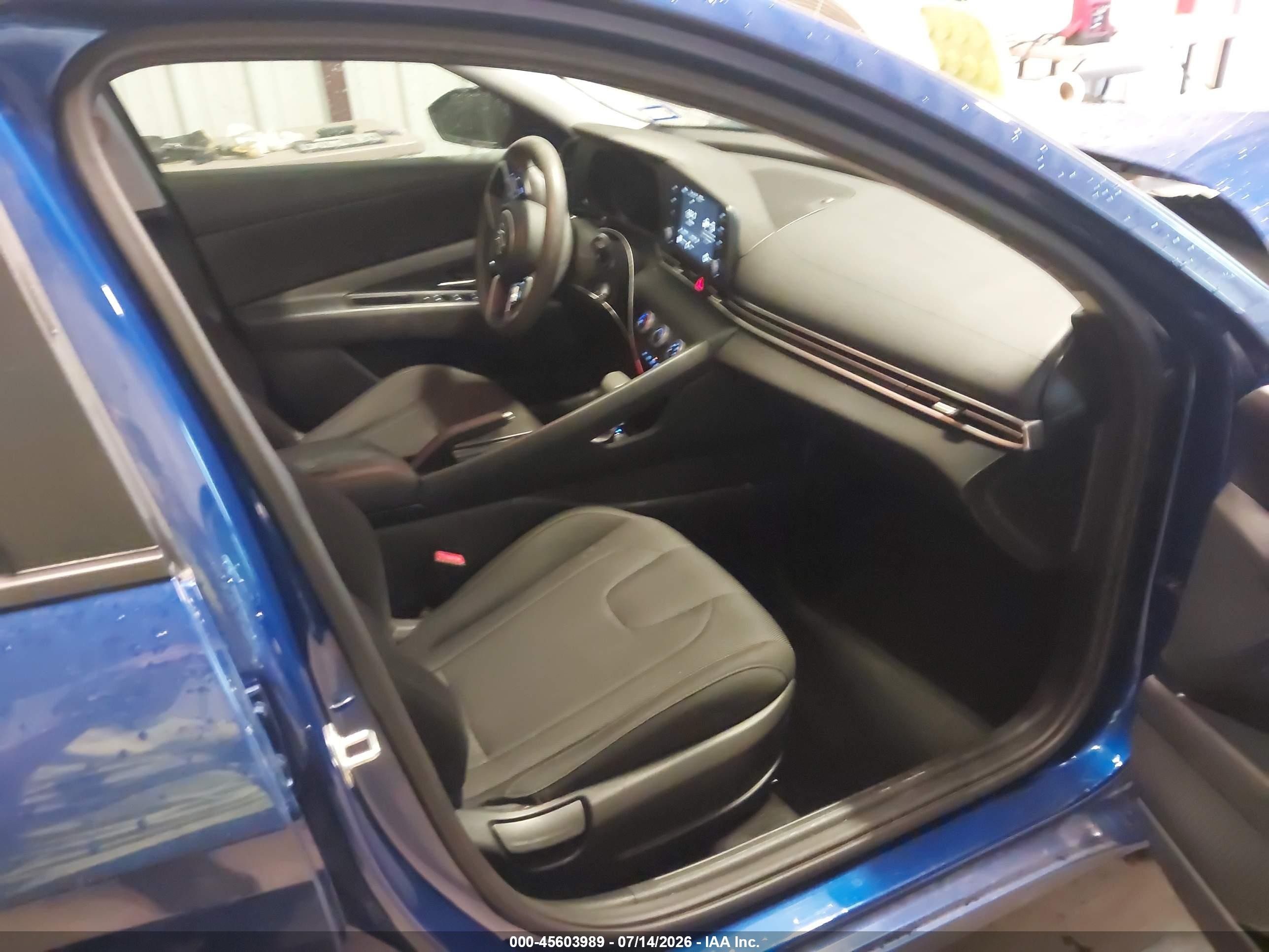 2022 Hyundai Elantra Se Blue vin: 5NPLL4AG7NH080723