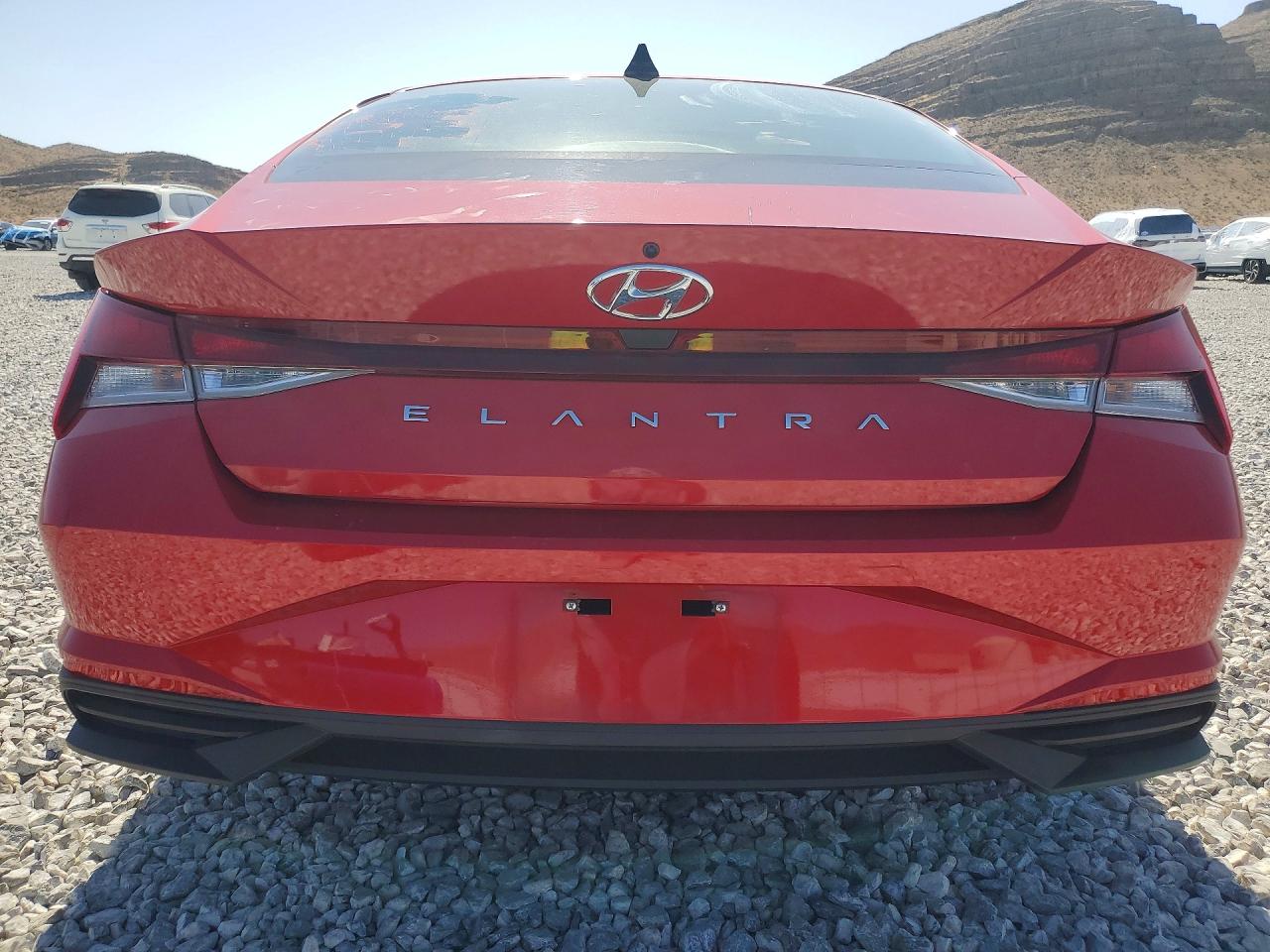 2021 Hyundai Elantra Se Red vin: 5NPLL4AG9MH014754