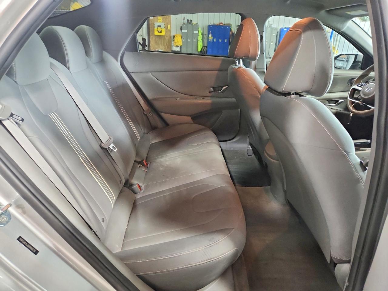 2021 Hyundai Elantra Sel Silver vin: 5NPLM4AG2MH009294