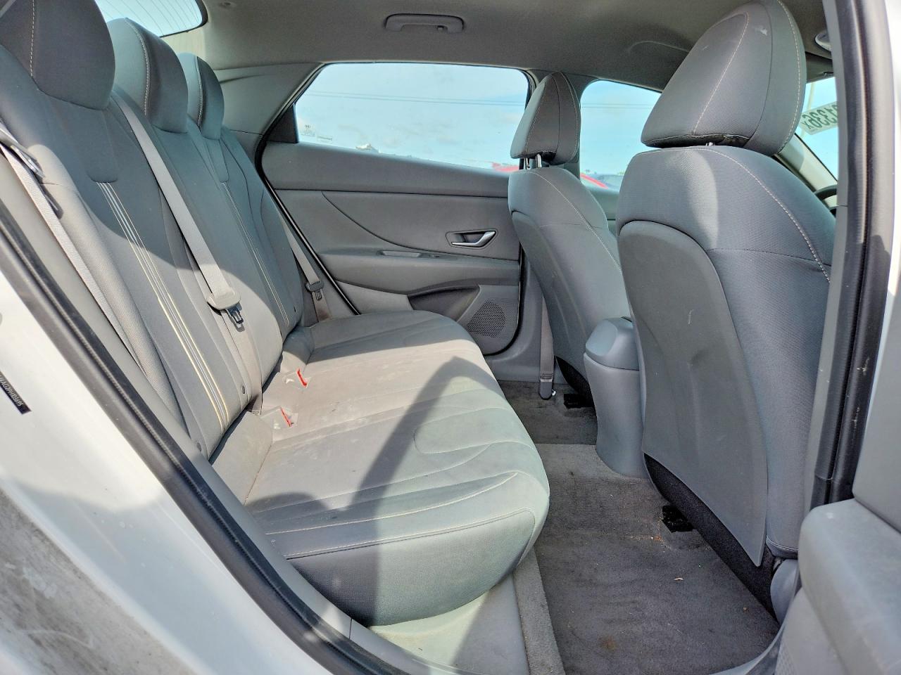 2023 Hyundai Elantra Sel White vin: 5NPLM4AG2PH103695