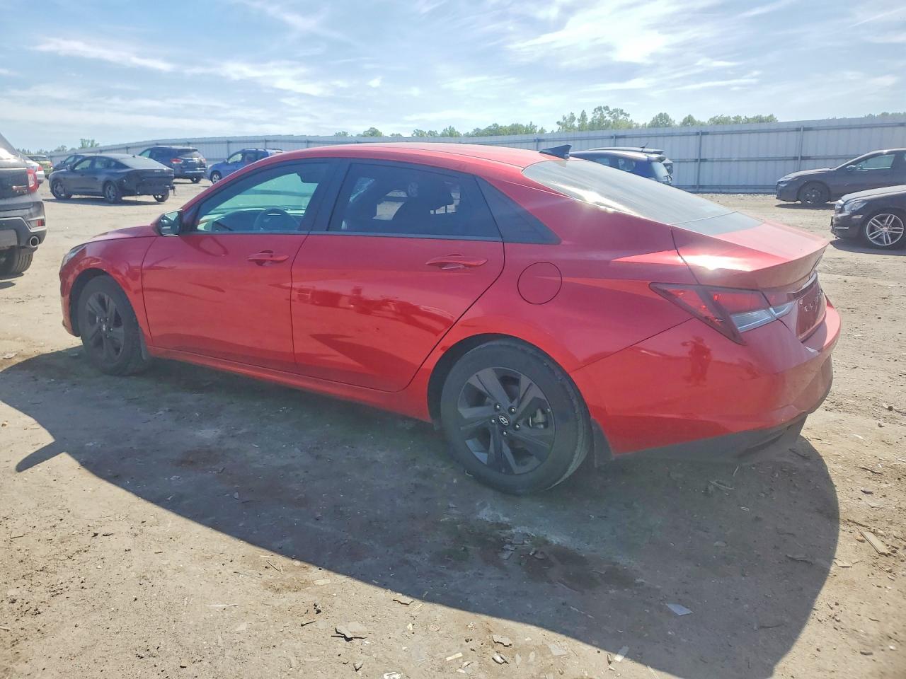 2023 Hyundai Elantra Sel Red vin: 5NPLM4AG2PH119136