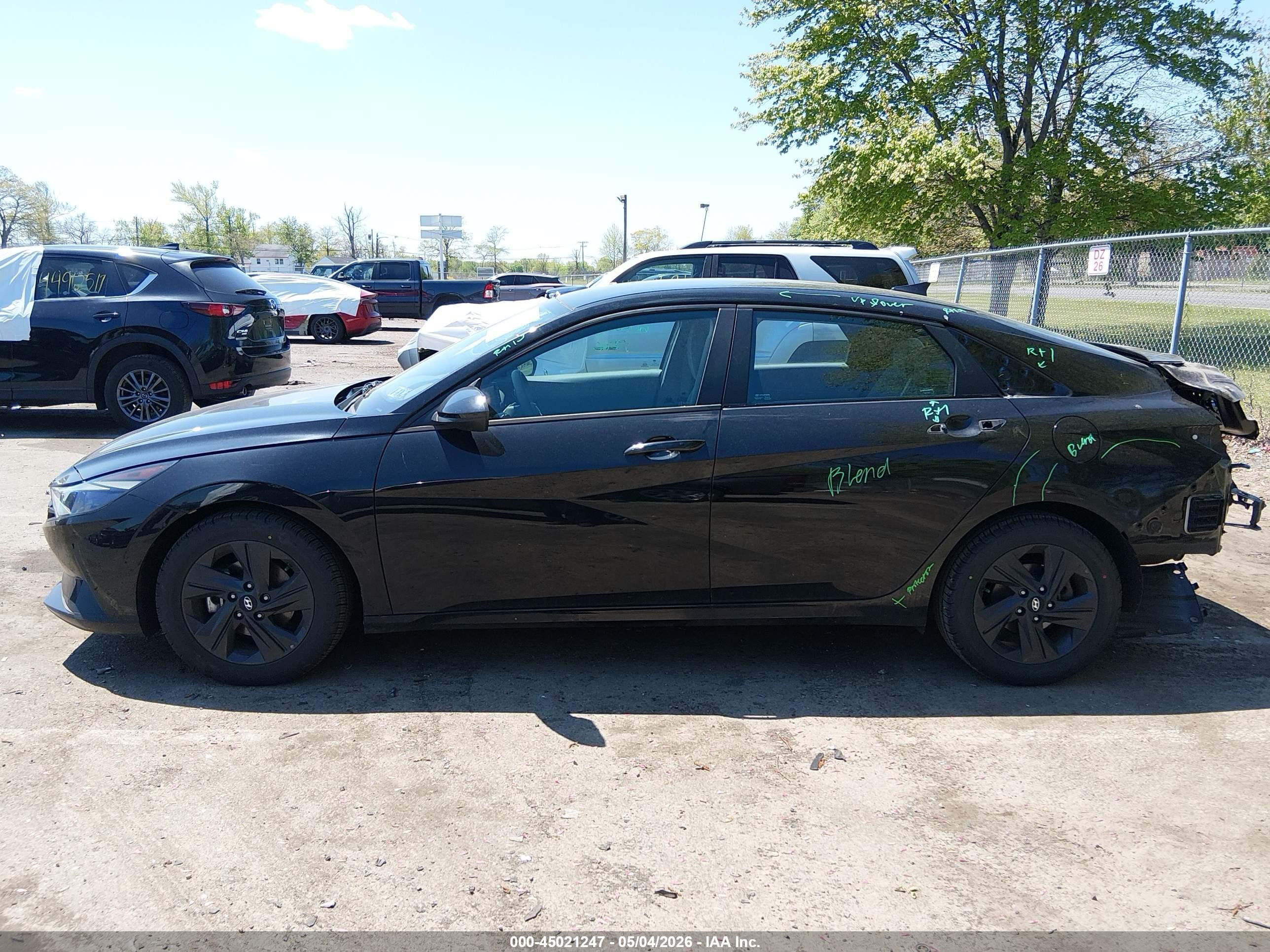2023 Hyundai Elantra Sel Gray vin: 5NPLM4AG7PH088224