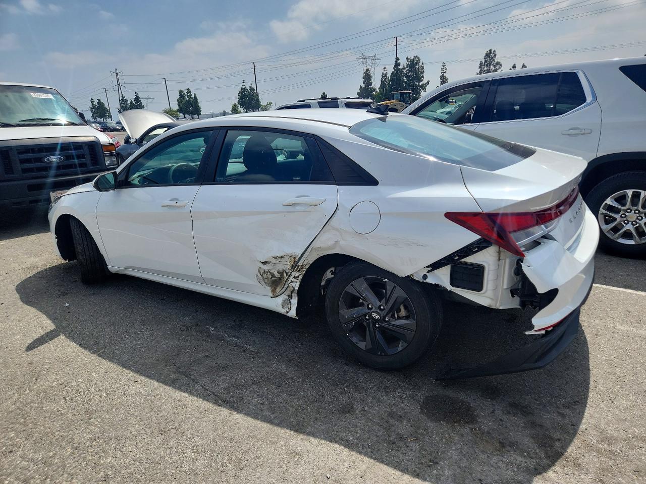 2023 Hyundai Elantra Sel White vin: 5NPLM4AG7PH088837