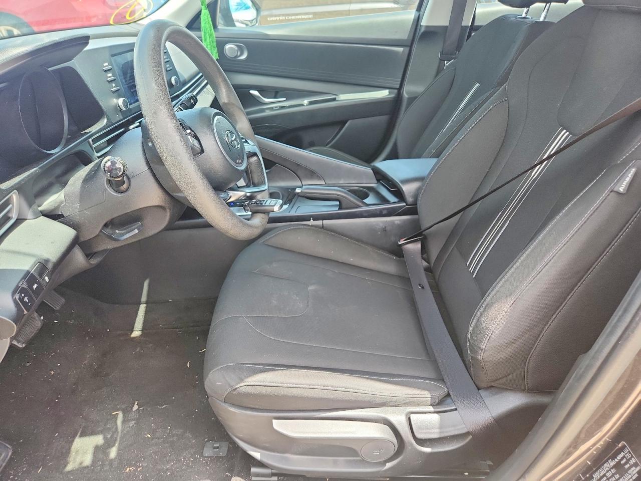 2022 Hyundai Elantra Sel Black vin: 5NPLM4AG8NH064933