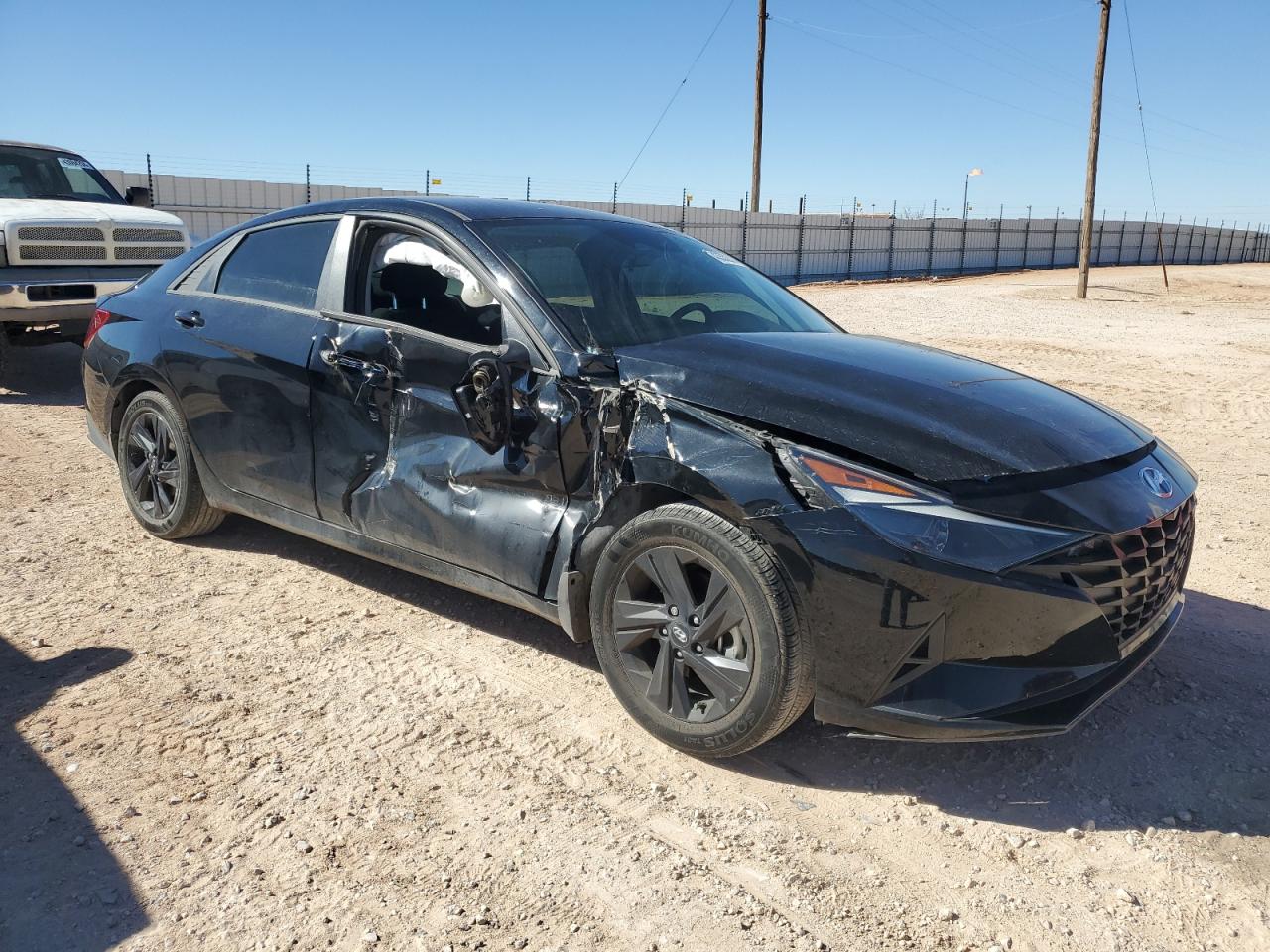 2022 Hyundai Elantra Sel Black vin: 5NPLM4AG9NH063399