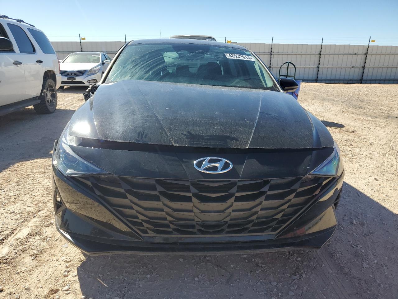 2022 Hyundai Elantra Sel Black vin: 5NPLM4AG9NH063399