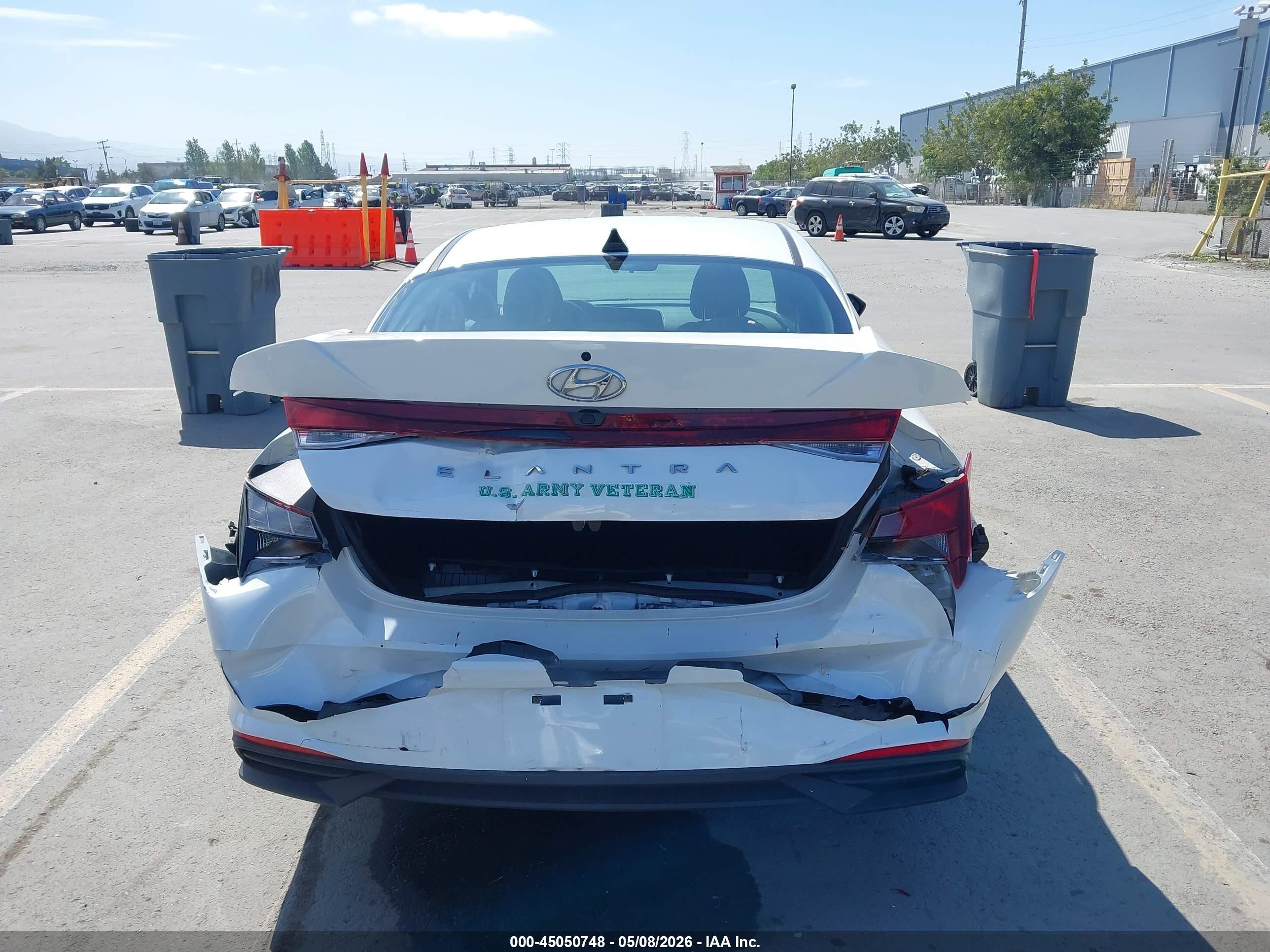 2022 Hyundai Elantra Sel White vin: 5NPLM4AG9NH065671