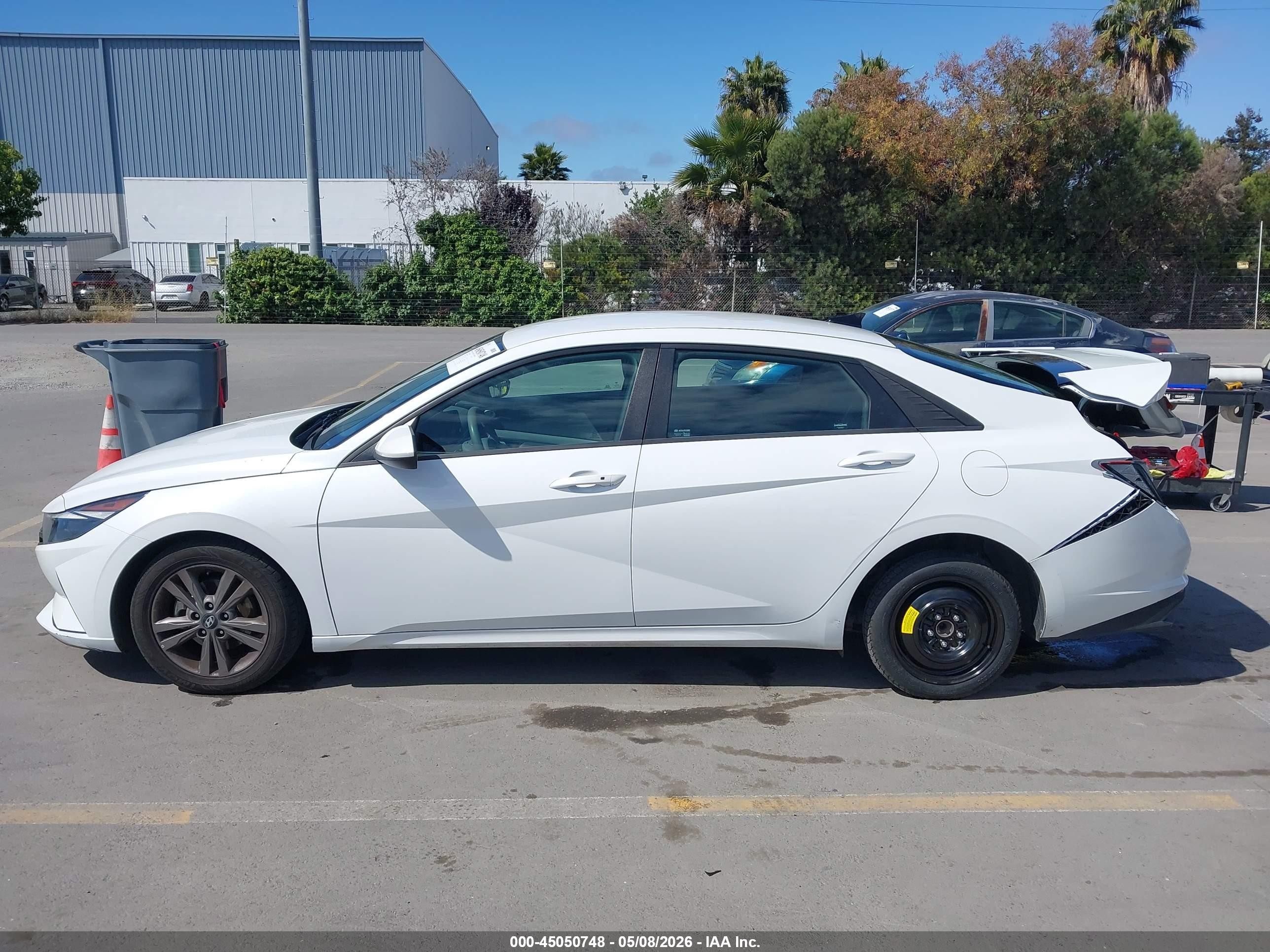 2022 Hyundai Elantra Sel White vin: 5NPLM4AG9NH065671