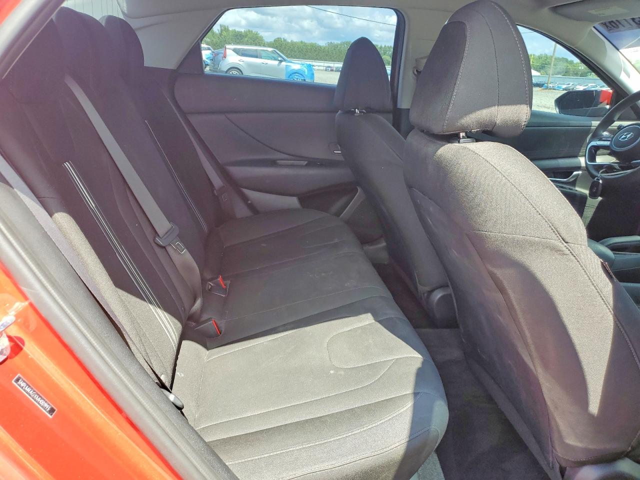 2021 Hyundai Elantra Sel Red vin: 5NPLM4AGXMH001993