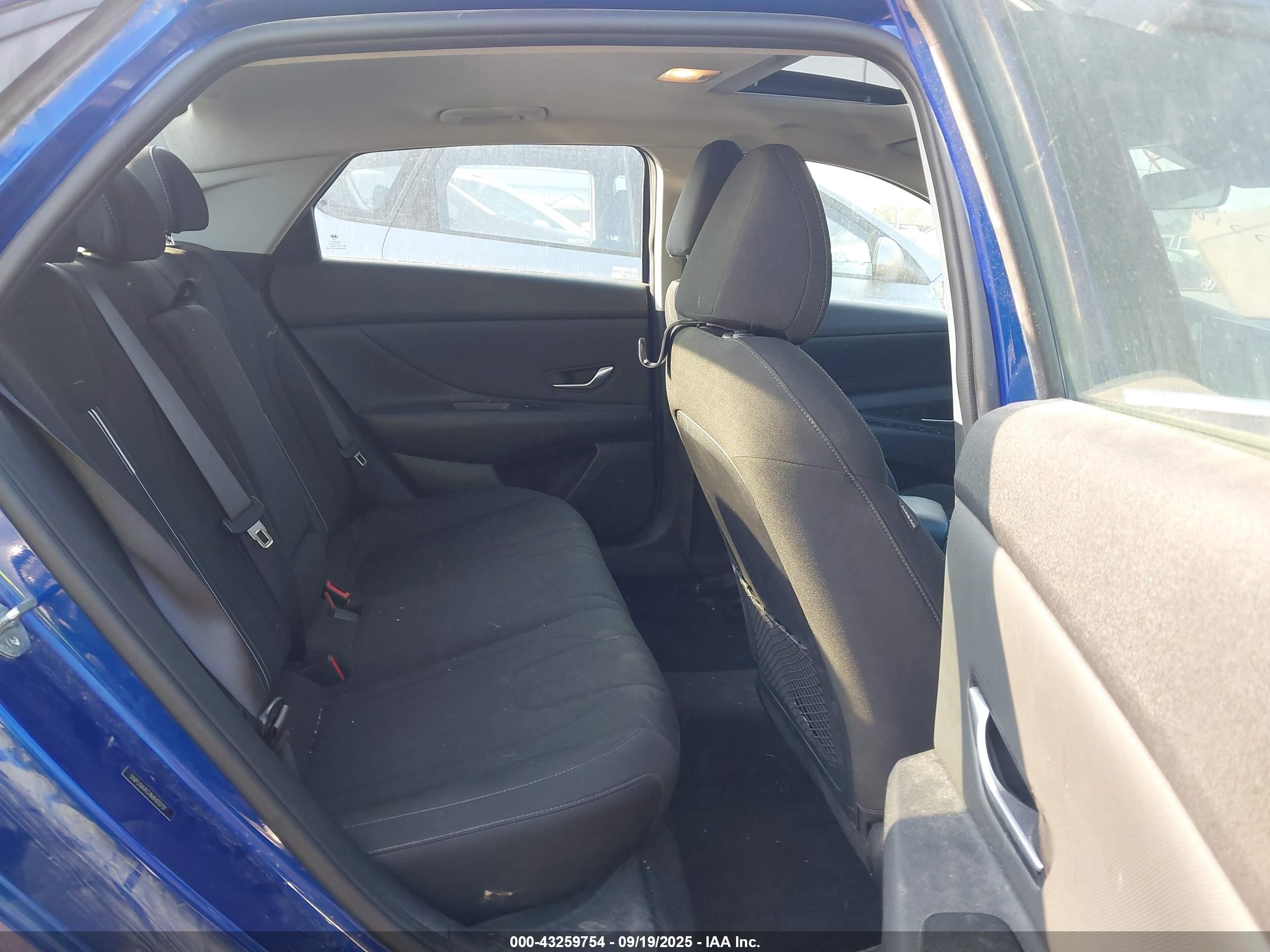 2021 Hyundai Elantra Sel Синий vin: 5NPLN4AG1MH012717