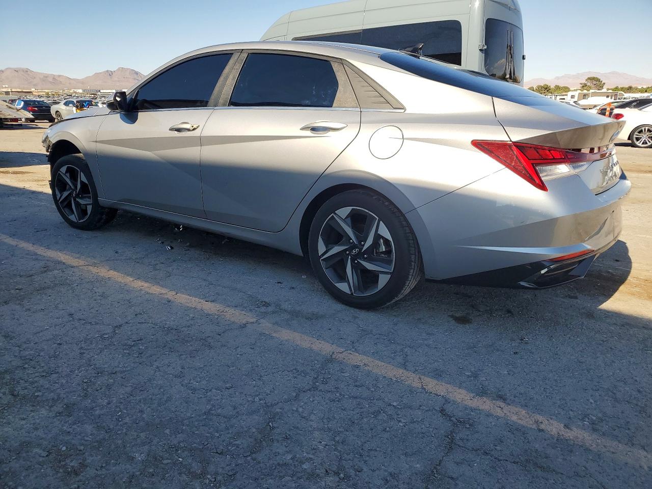 2021 Hyundai Elantra Sel Silver vin: 5NPLN4AG6MH023728