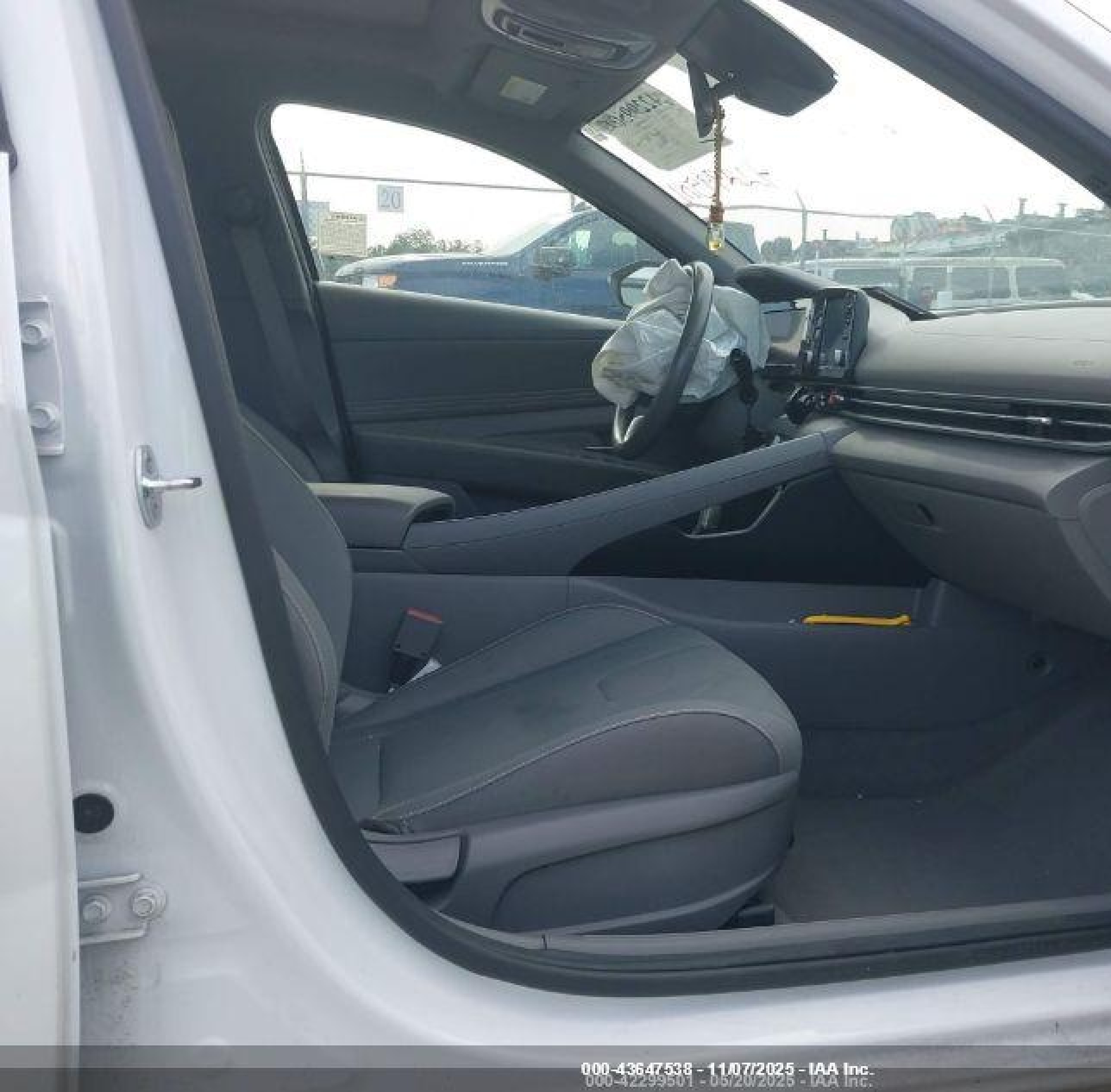 2022 Hyundai Elantra Sel White vin: 5NPLN4AG7NH068727