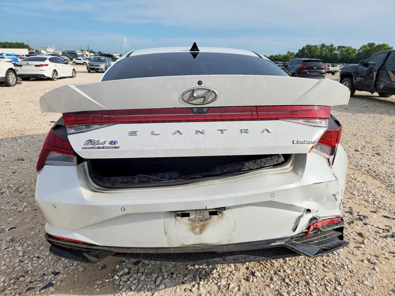 2021 Hyundai Elantra Limited White vin: 5NPLP4AG4MH028792