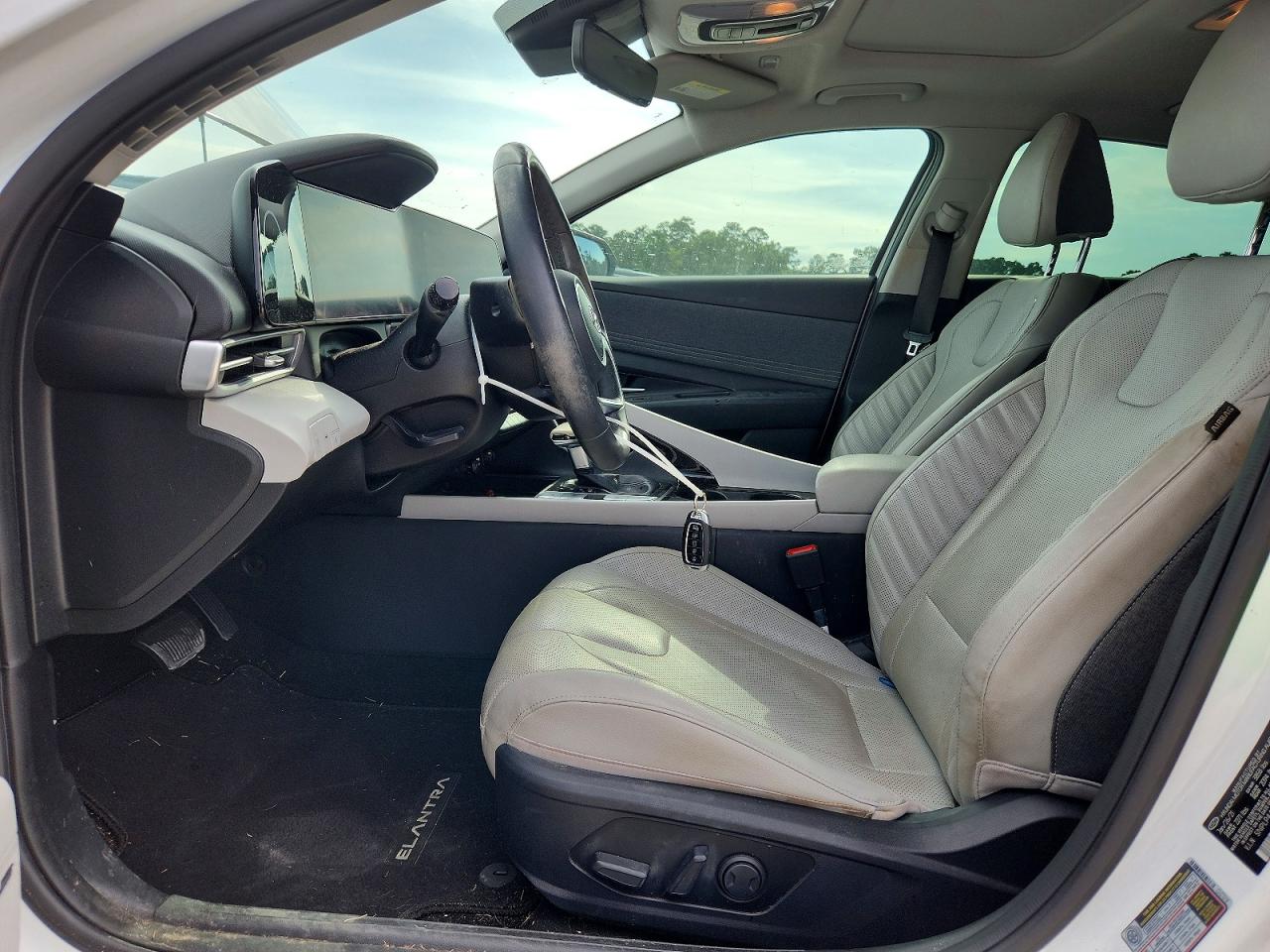 2021 Hyundai Elantra Limited White vin: 5NPLP4AG4MH028792