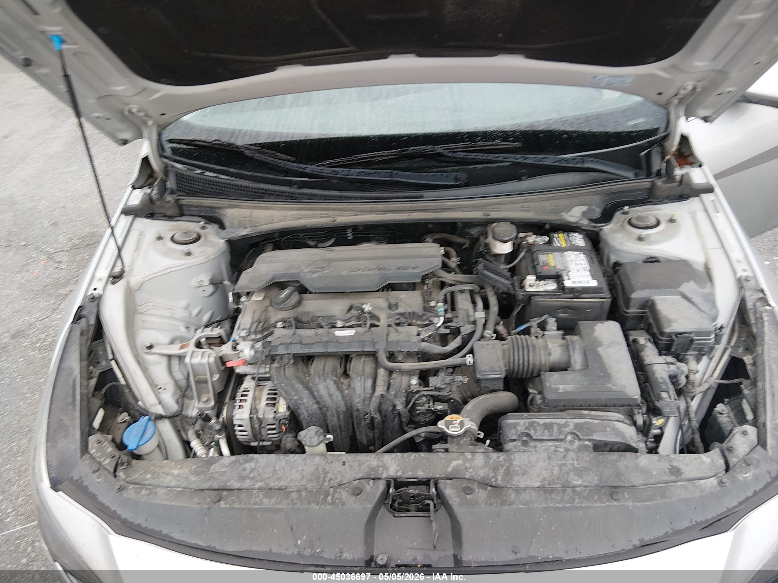 2021 Hyundai Elantra Limited Серебряный vin: 5NPLP4AGXMH003640