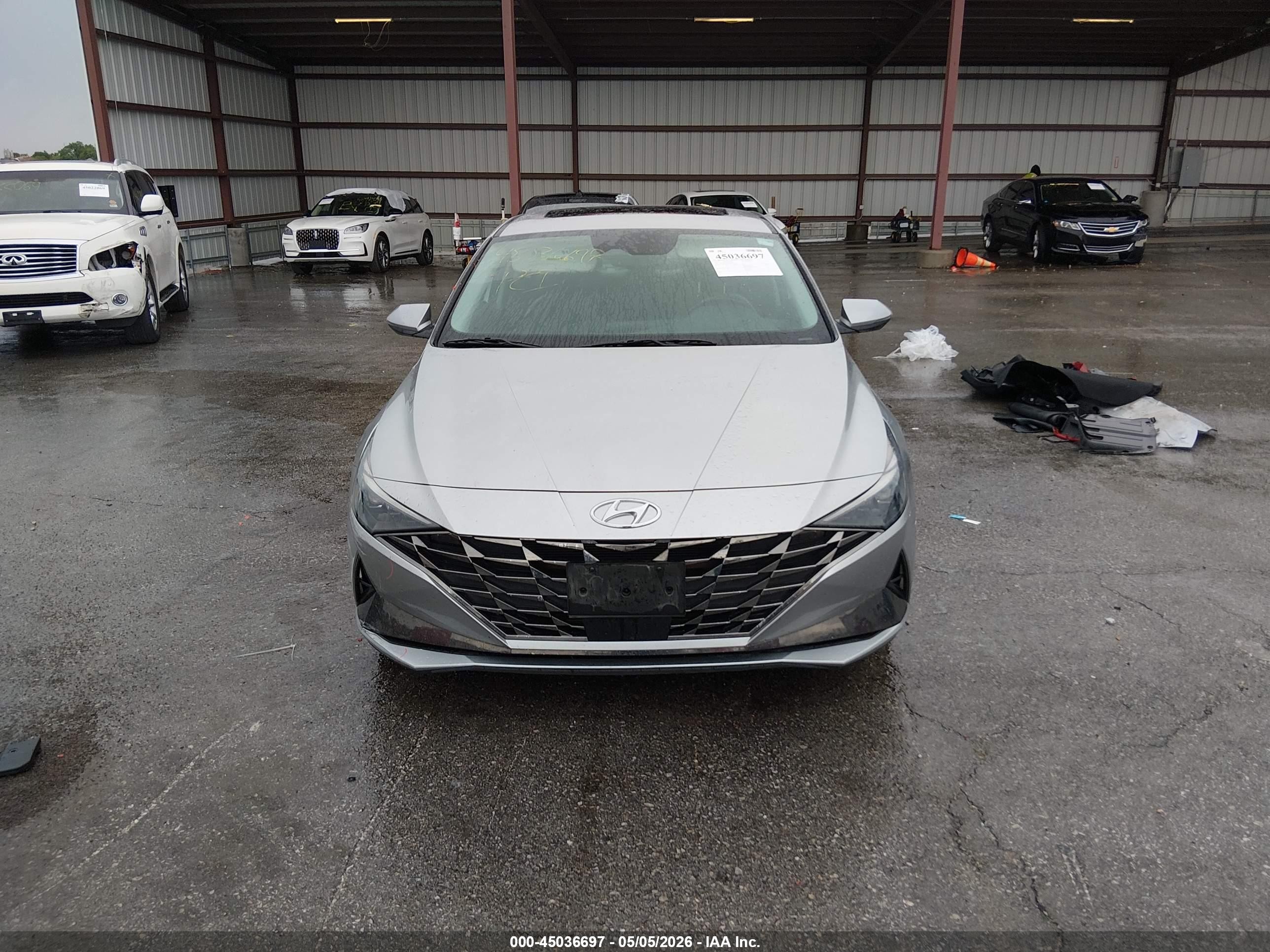 2021 Hyundai Elantra Limited Серебряный vin: 5NPLP4AGXMH003640