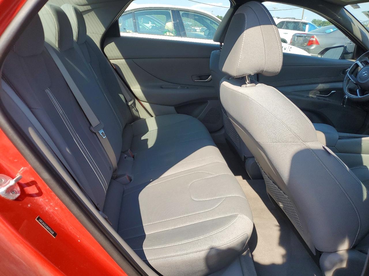 2022 Hyundai Elantra Sel Red vin: 5NPLS4AG0NH056668