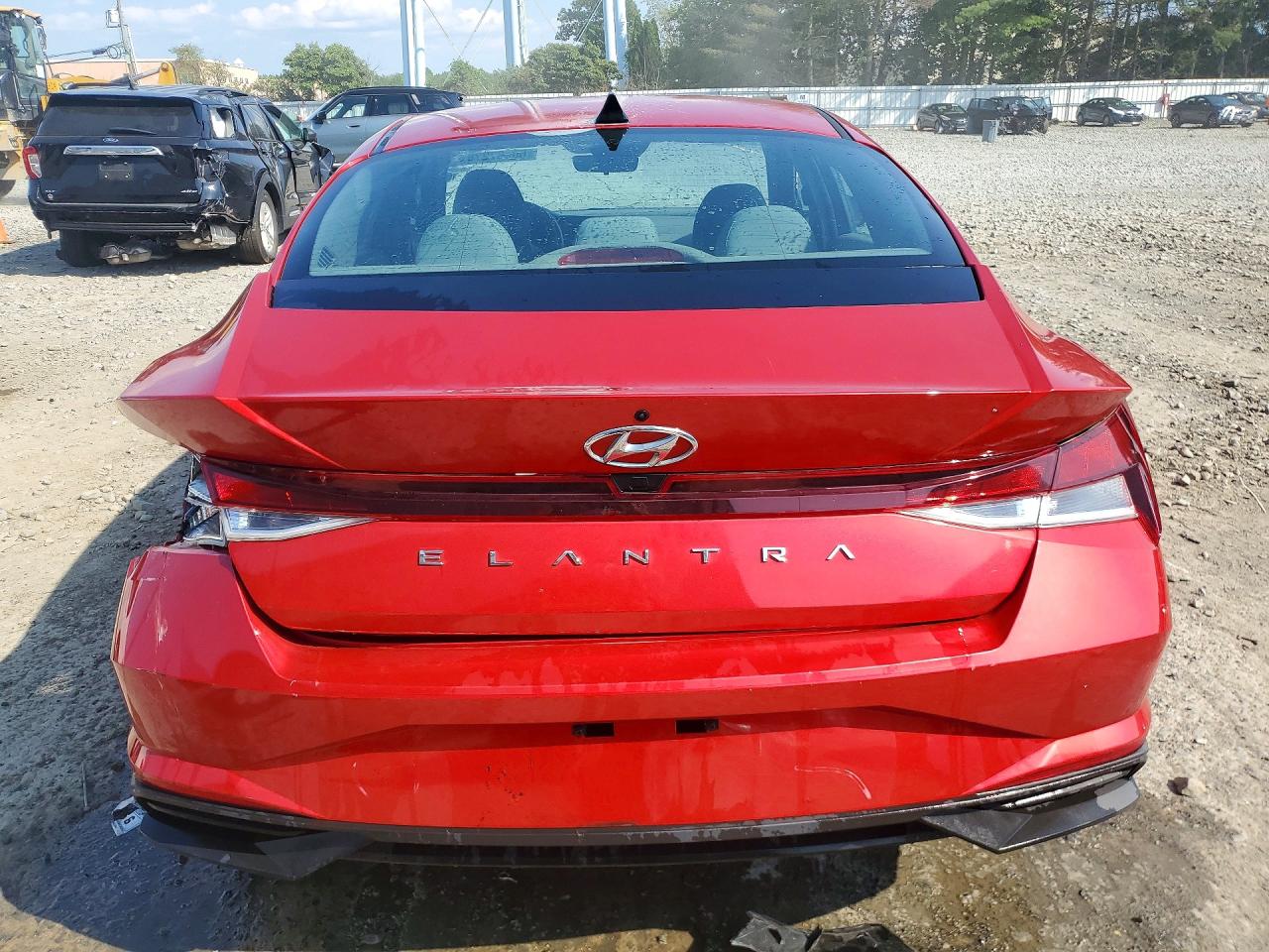 2022 Hyundai Elantra Sel Red vin: 5NPLS4AG0NH056668