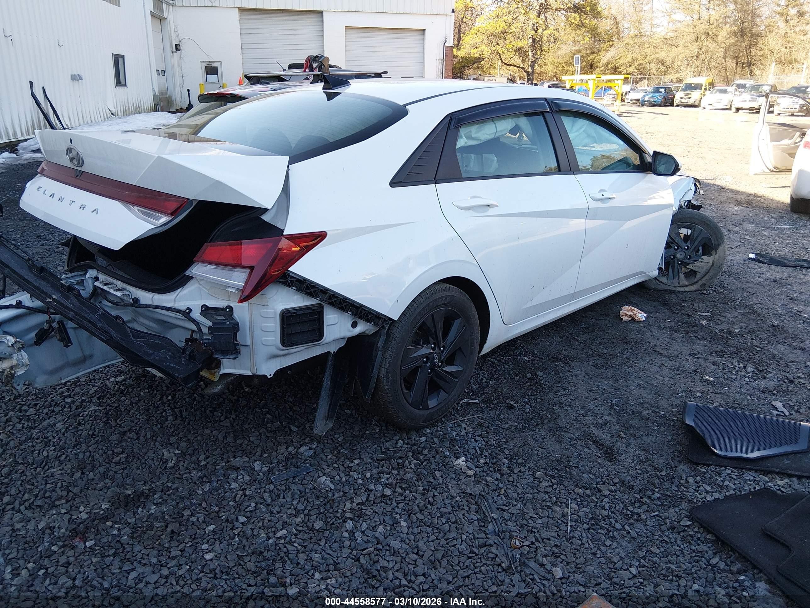 2021 Hyundai Elantra Sel Желтый vin: 5NPLS4AG1MH005775