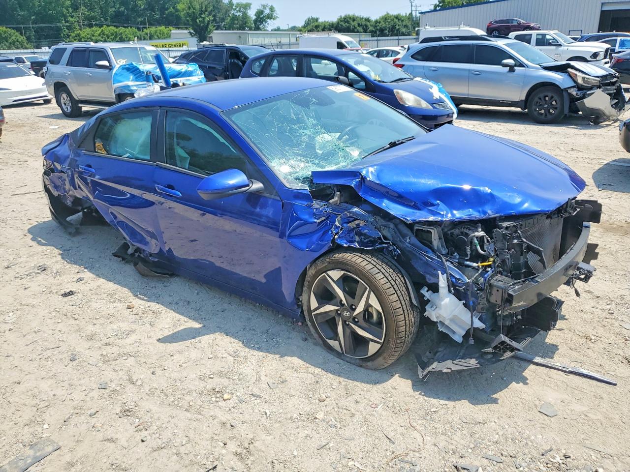 2023 Hyundai Elantra Sel Blue vin: 5NPLS4AG2PH113147