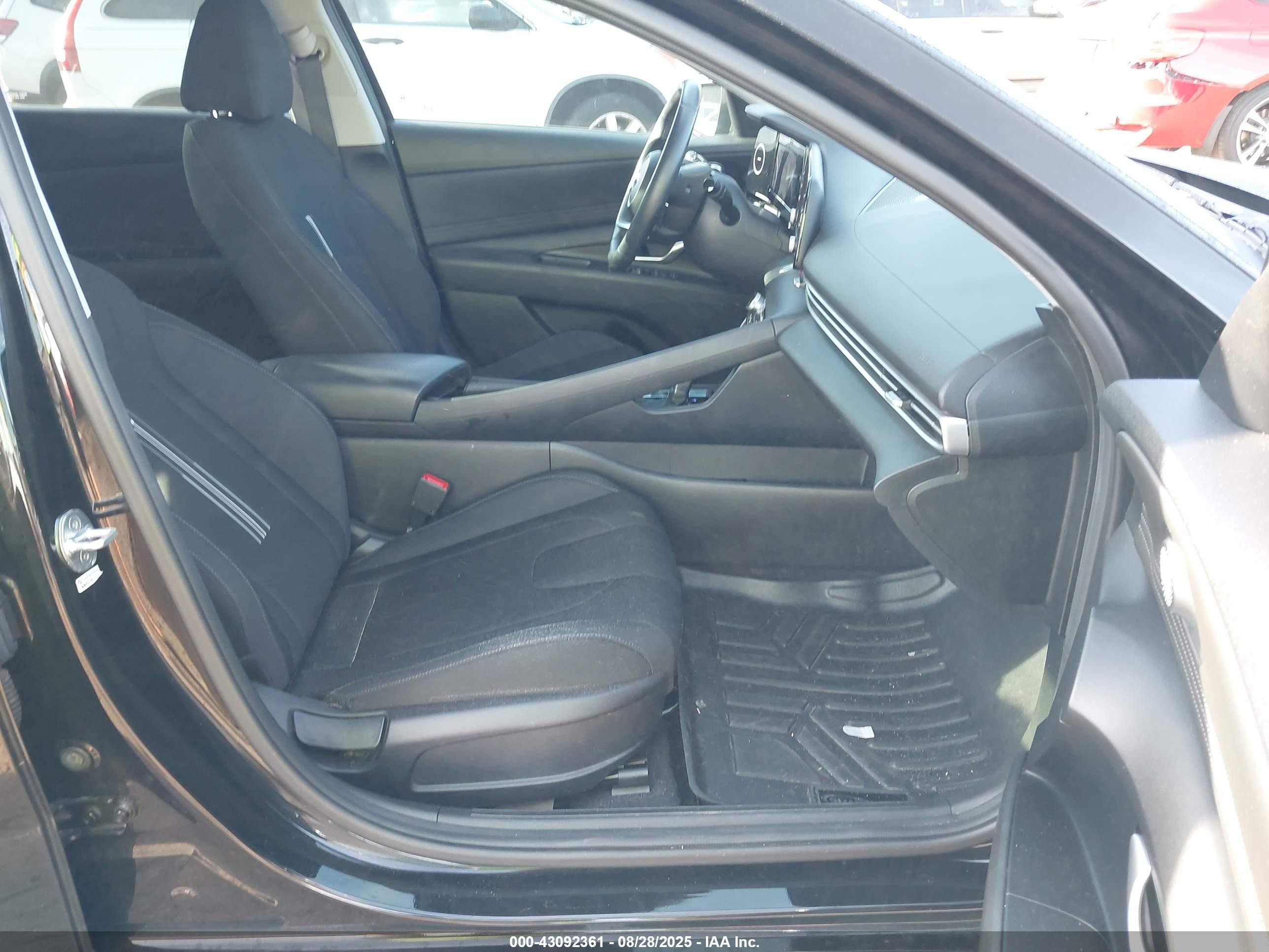 2021 Hyundai Elantra Sel Black vin: 5NPLS4AG3MH051950