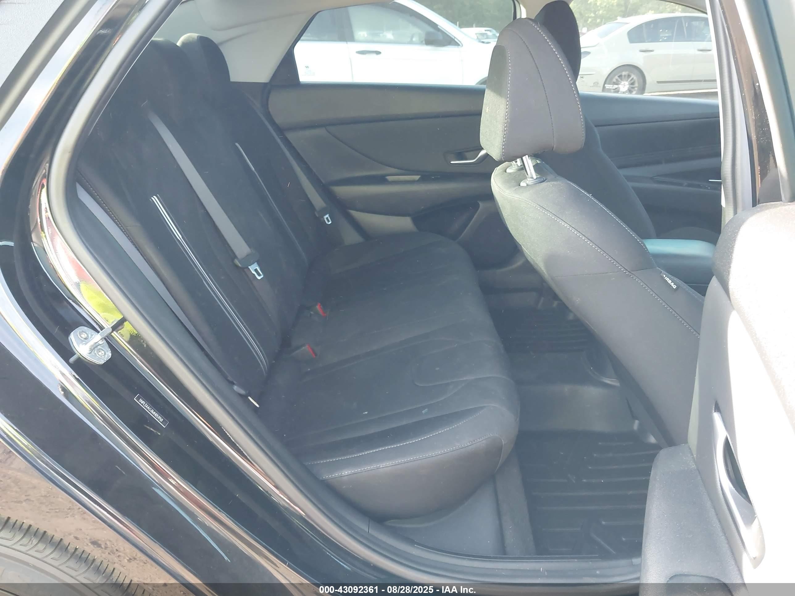 2021 Hyundai Elantra Sel Black vin: 5NPLS4AG3MH051950