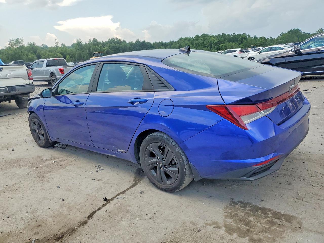 2022 Hyundai Elantra Sel Blue vin: 5NPLS4AG3NH053716
