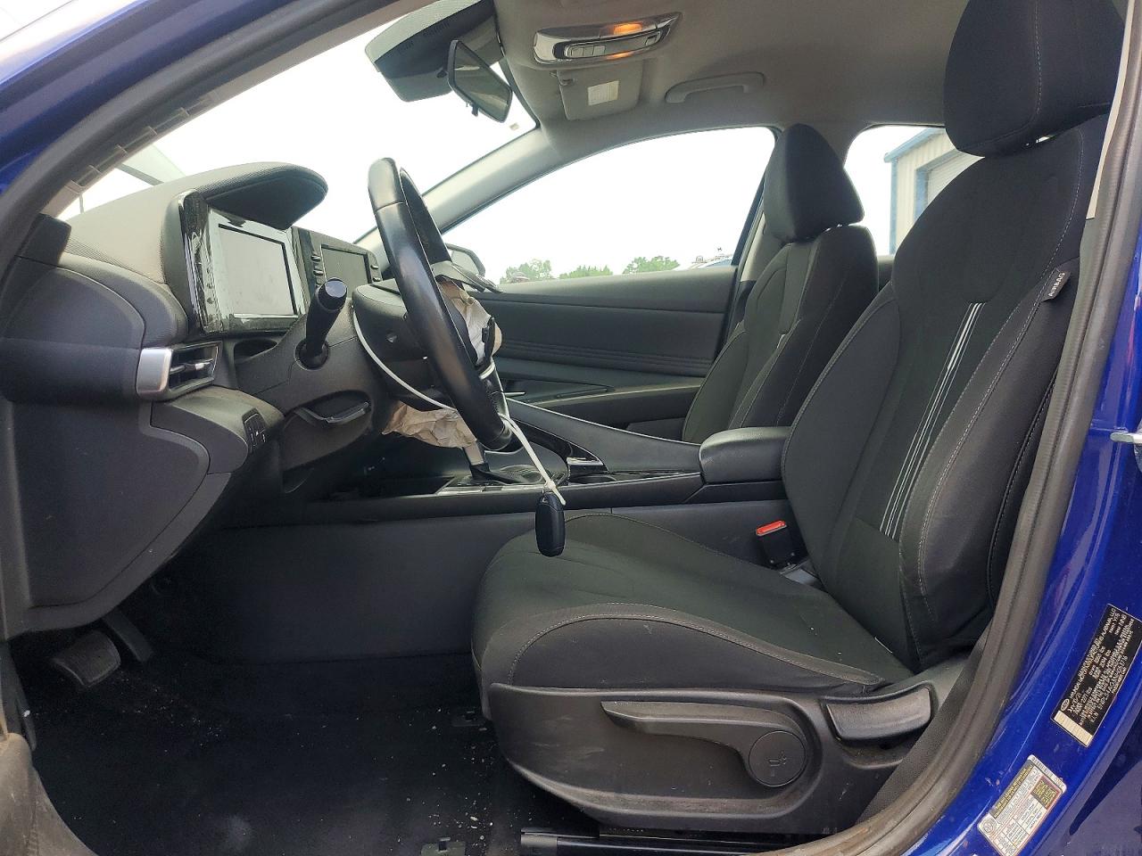 2022 Hyundai Elantra Sel Blue vin: 5NPLS4AG3NH053716