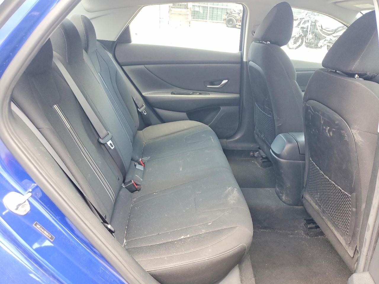 2022 Hyundai Elantra Sel Blue vin: 5NPLS4AG3NH053716