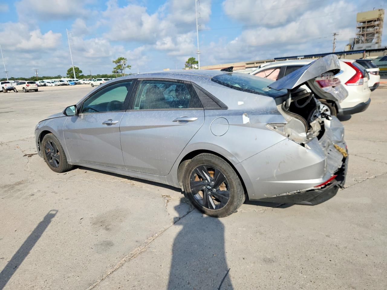 2022 Hyundai Elantra Sel Silver vin: 5NPLS4AG3NH056325