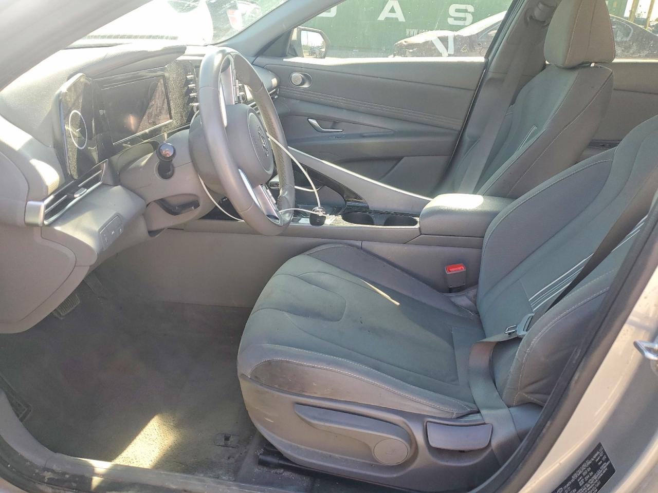 2022 Hyundai Elantra Sel Silver vin: 5NPLS4AG7NH067683