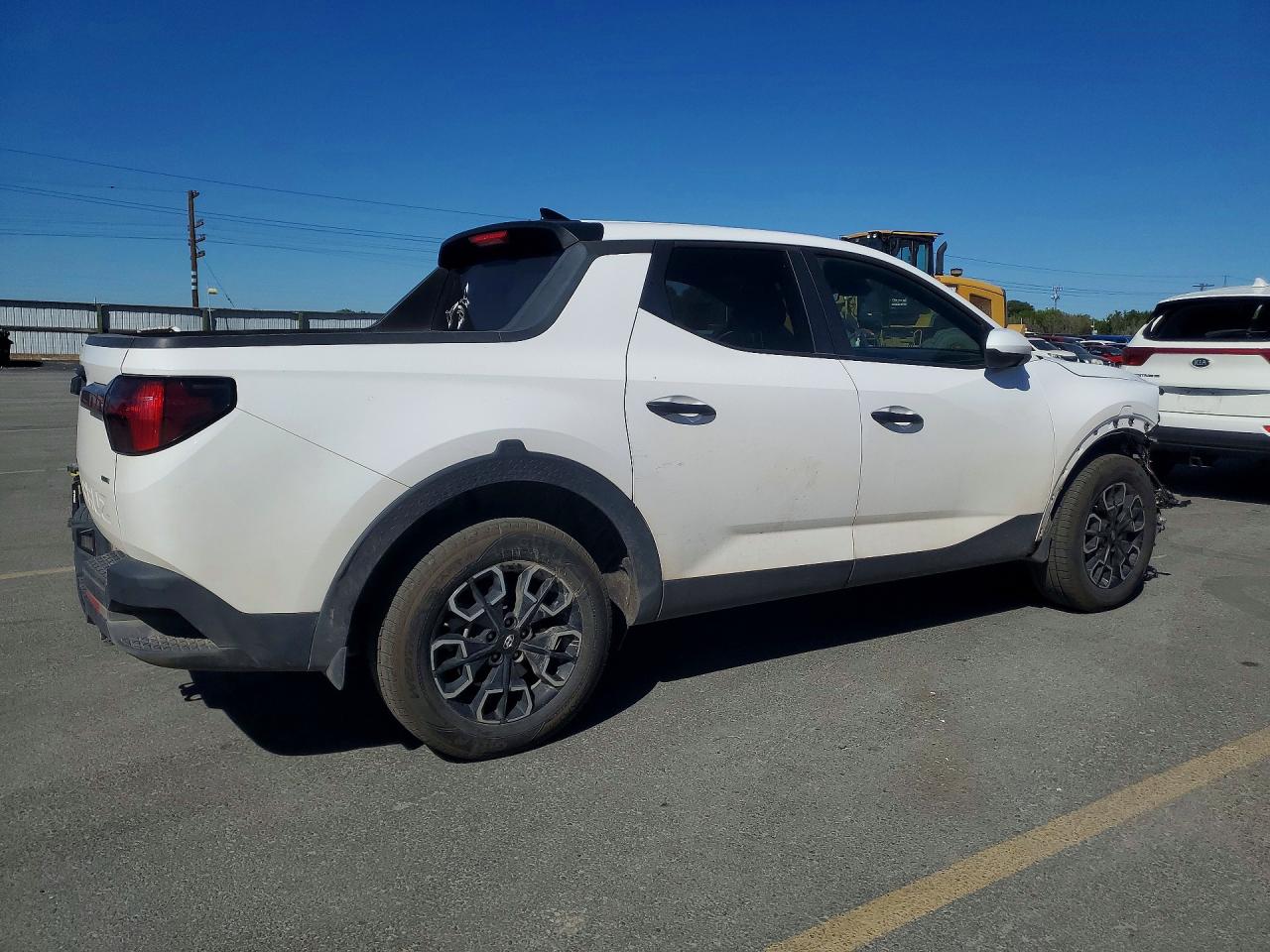 2023 Hyundai Santa Cruz Se White vin: 5NTJADAE7PH071701