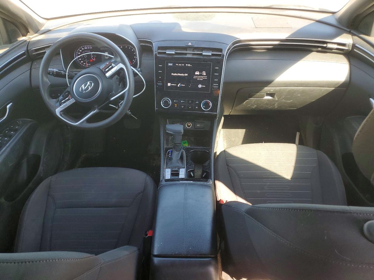 2023 Hyundai Santa Cruz Se White vin: 5NTJADAE7PH071701