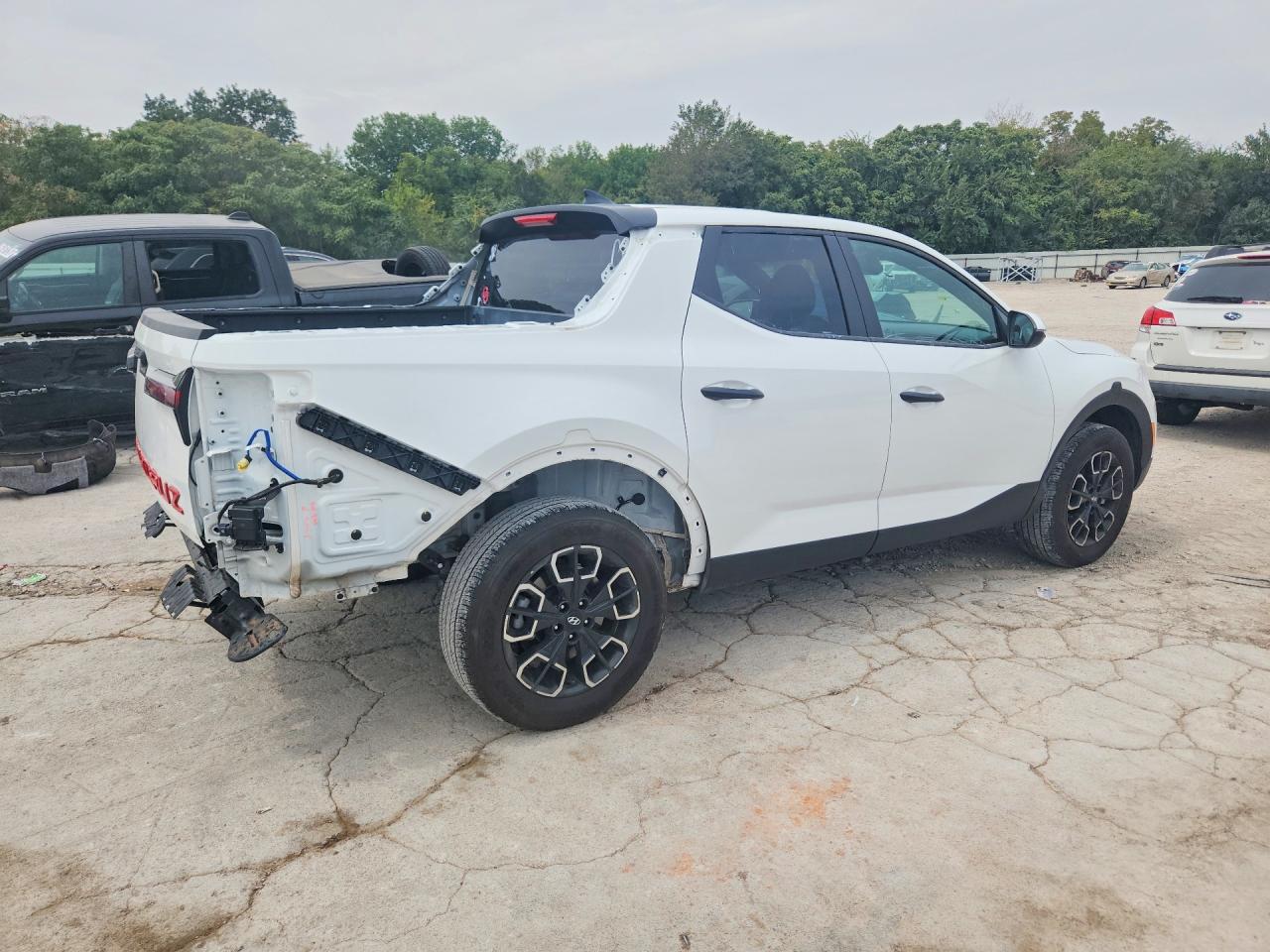 2022 Hyundai Santa Cruz Sel White vin: 5NTJB4AE8RH084179