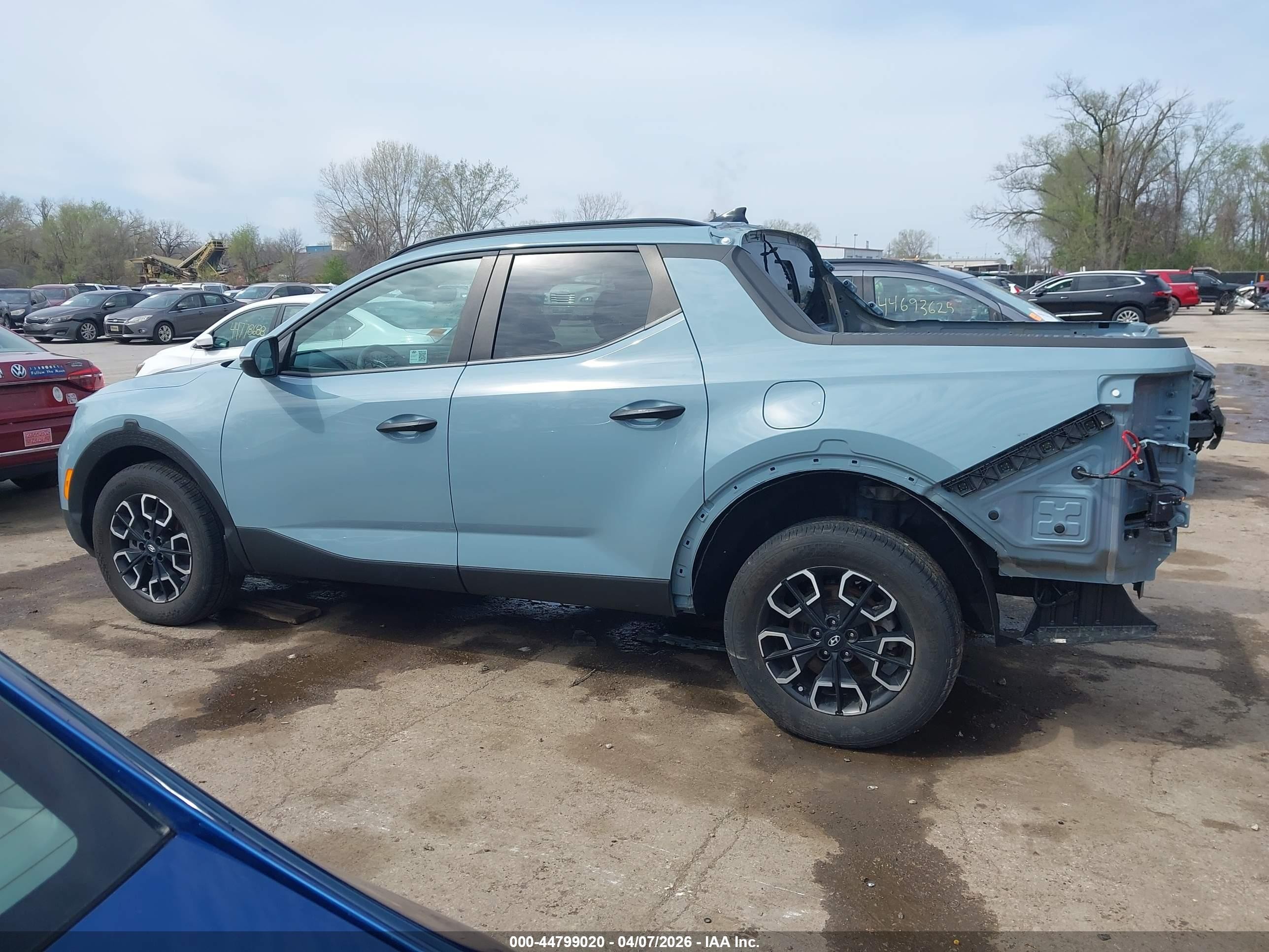 2024 Hyundai Santa Cruz Sel Light Blue vin: 5NTJCDDE3RH118943