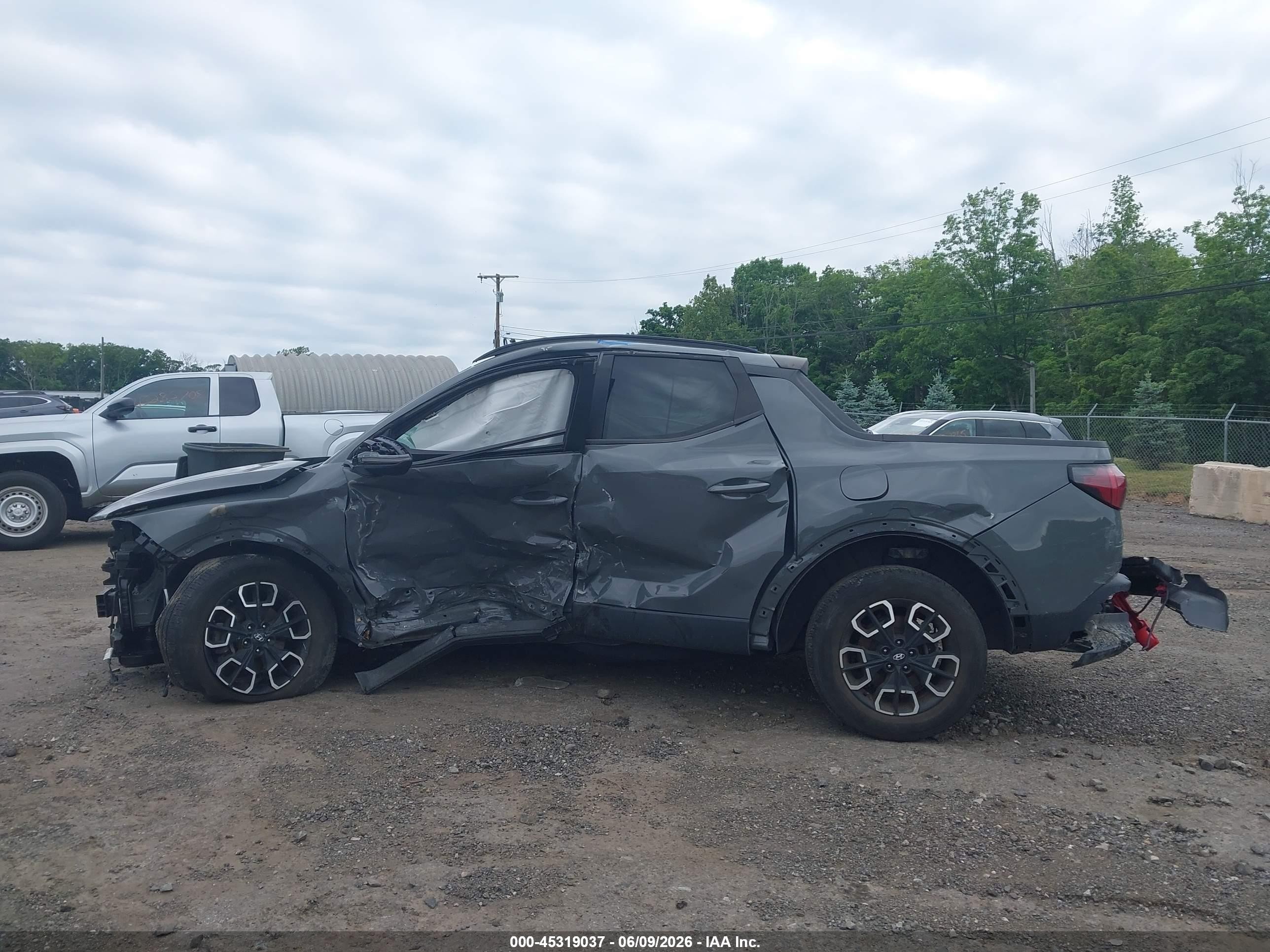 2022 Hyundai Santa Cruz Sel Premium Gray vin: 5NTJDDAF7NH015030