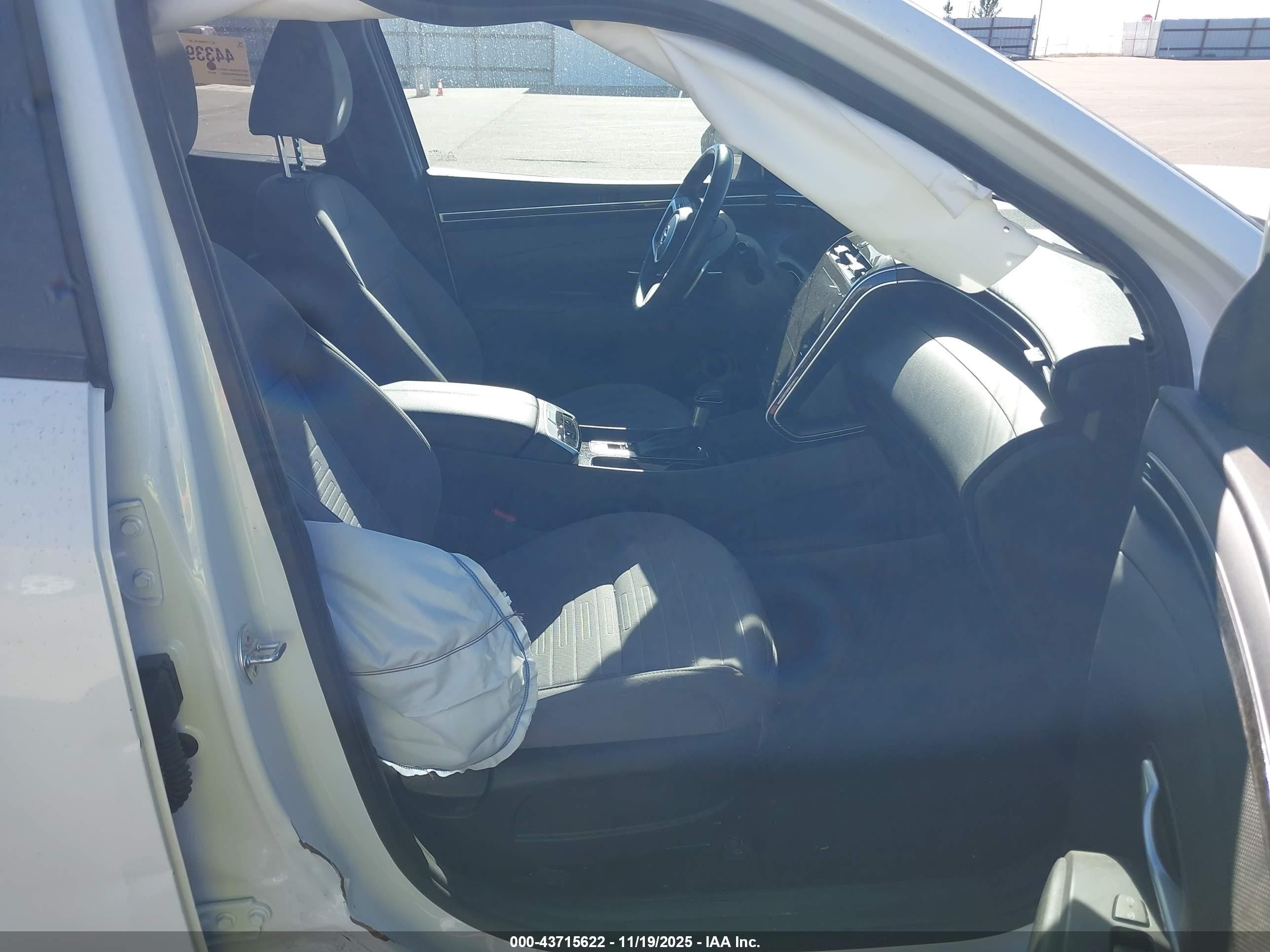 2022 Hyundai Santa Cruz Sel Premium White vin: 5NTJDDAF9NH023226