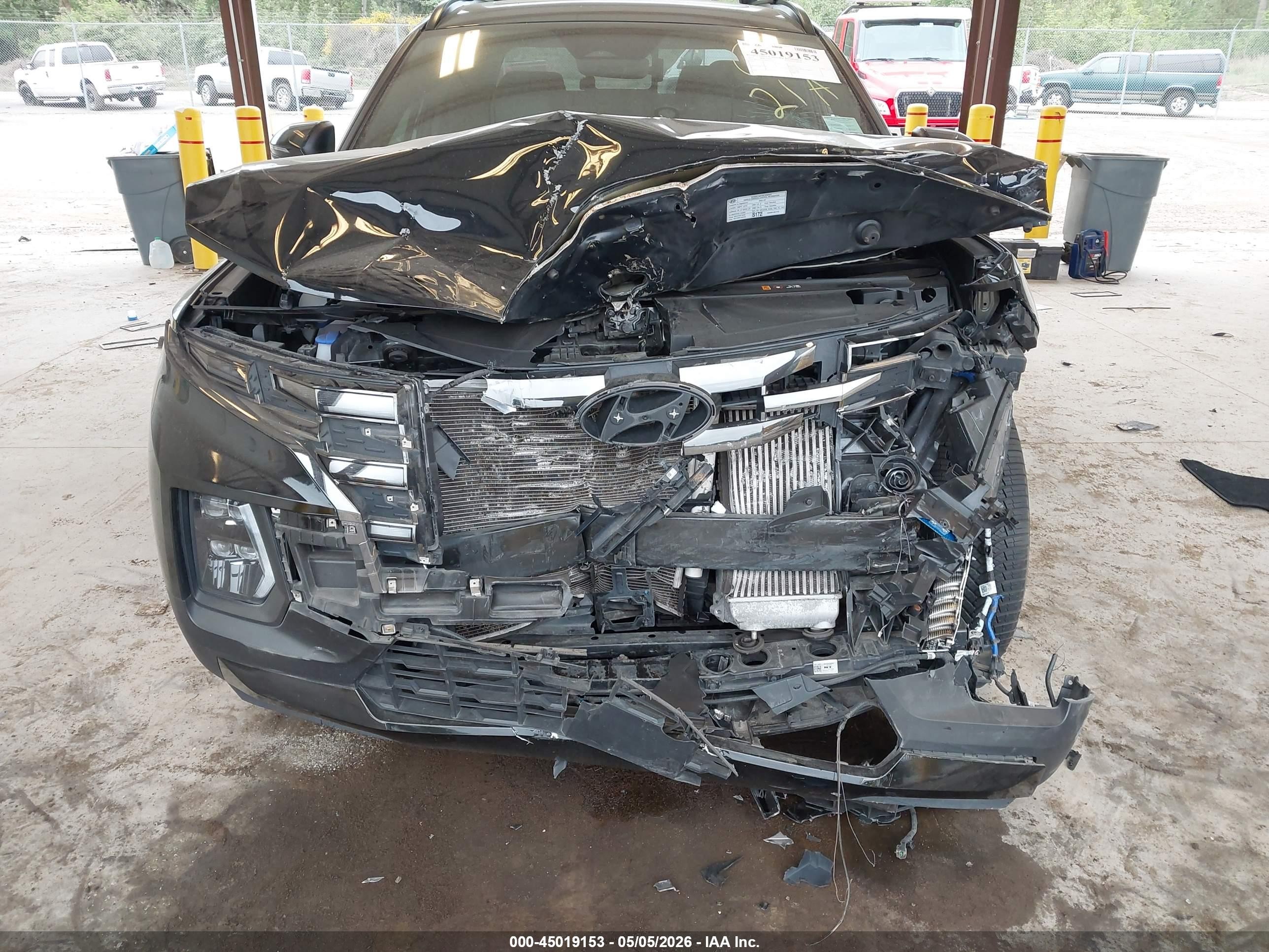 2022 Hyundai Santa Cruz Limited Black vin: 5NTJEDAF0NH030840