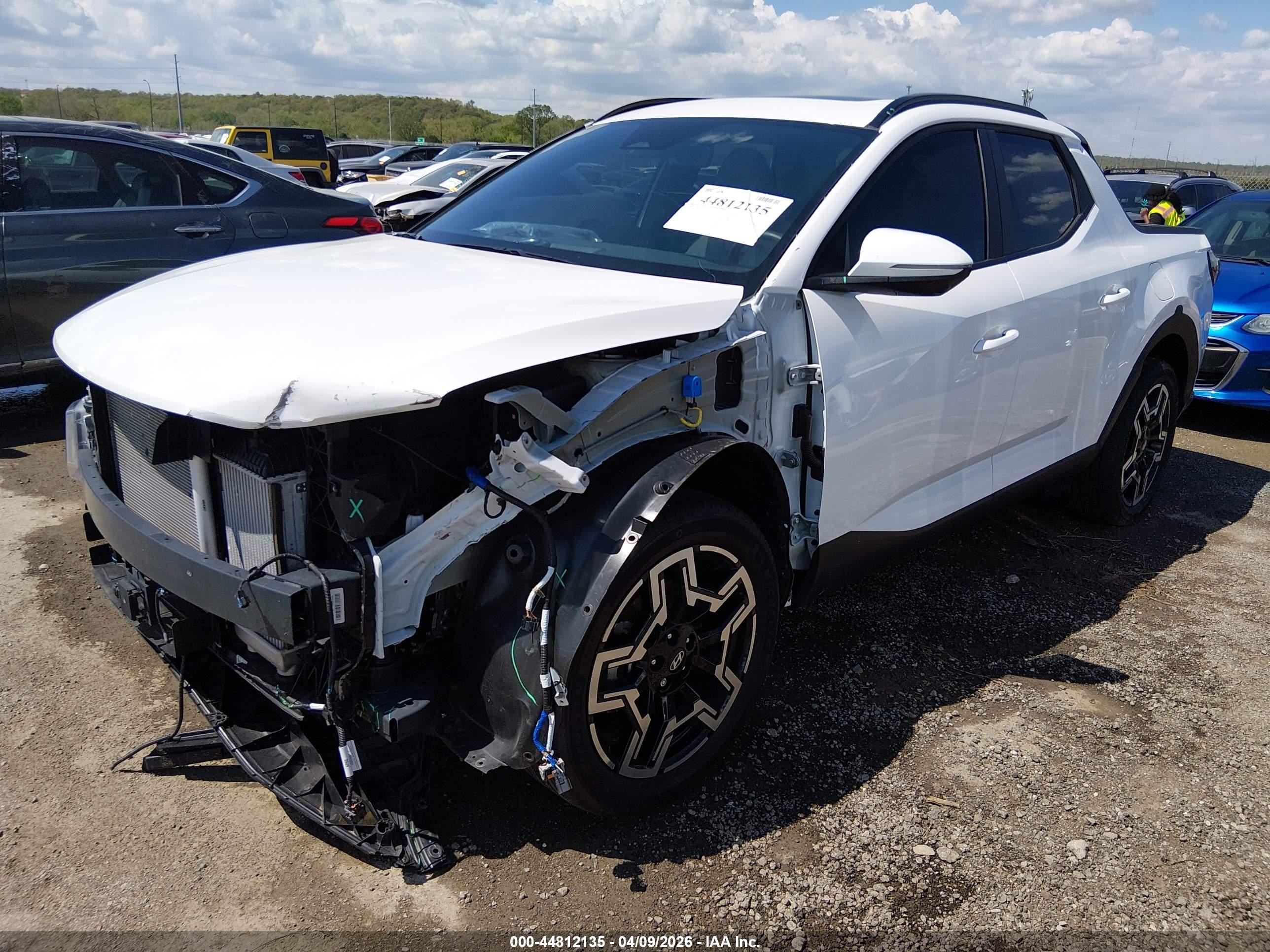 2025 Hyundai Santa Cruz Limited White vin: 5NTJEDDF2SH148525