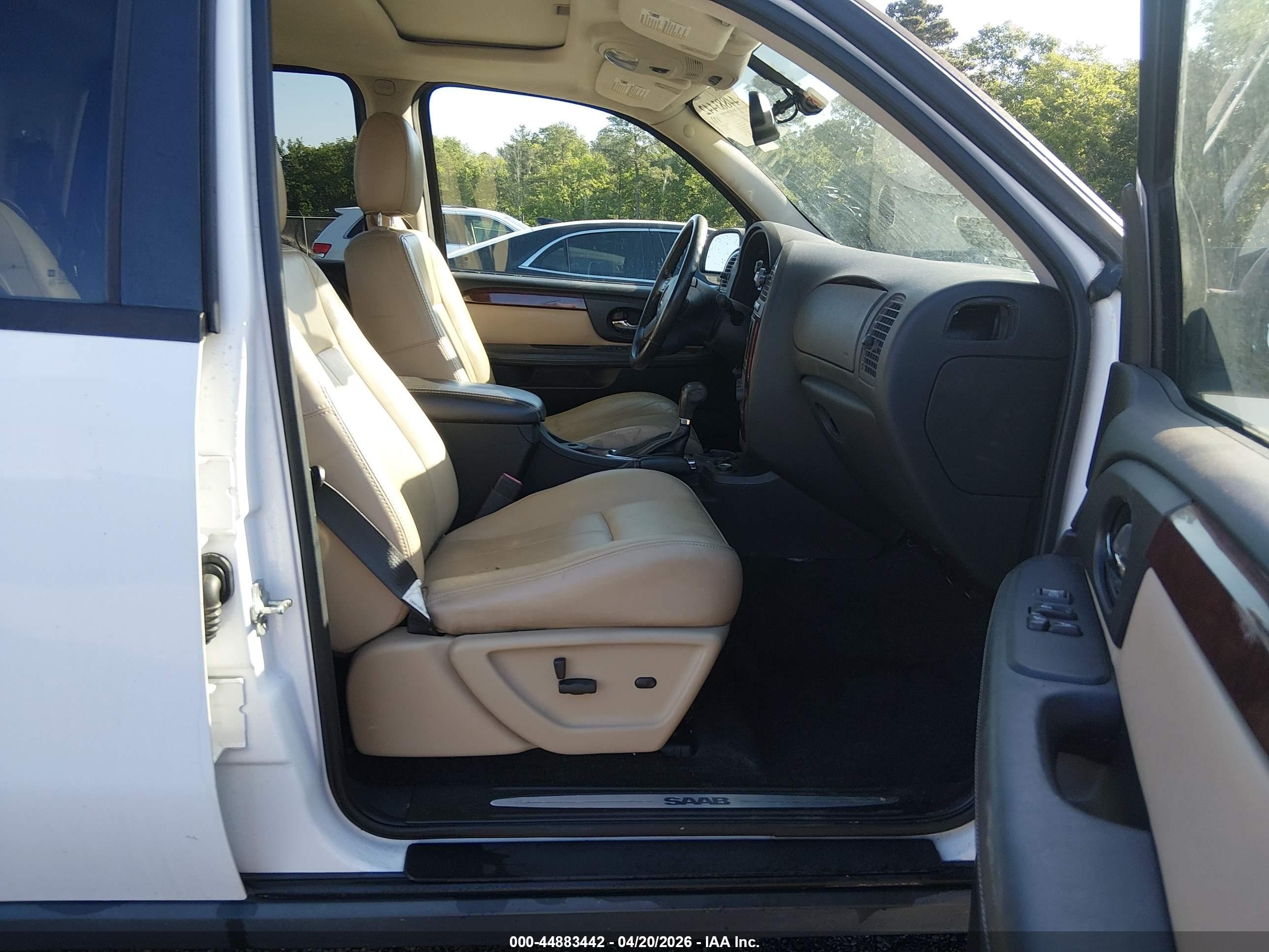 2008 Saab 9-7x 5.3i White vin: 5S3ET13M182802374