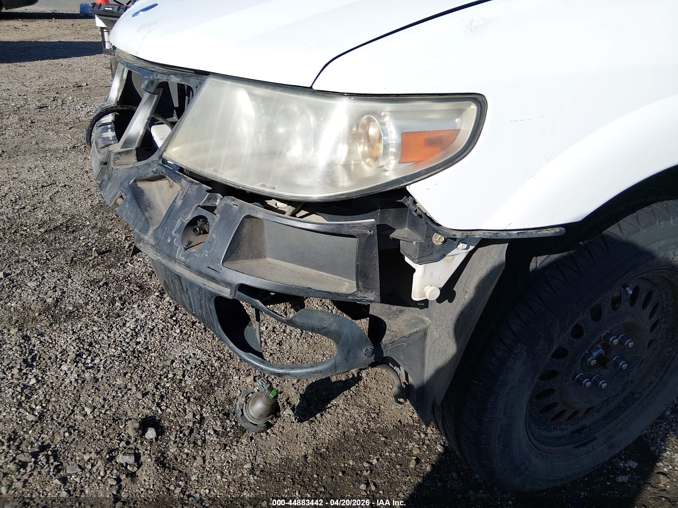 2008 Saab 9-7x 5.3i White vin: 5S3ET13M182802374