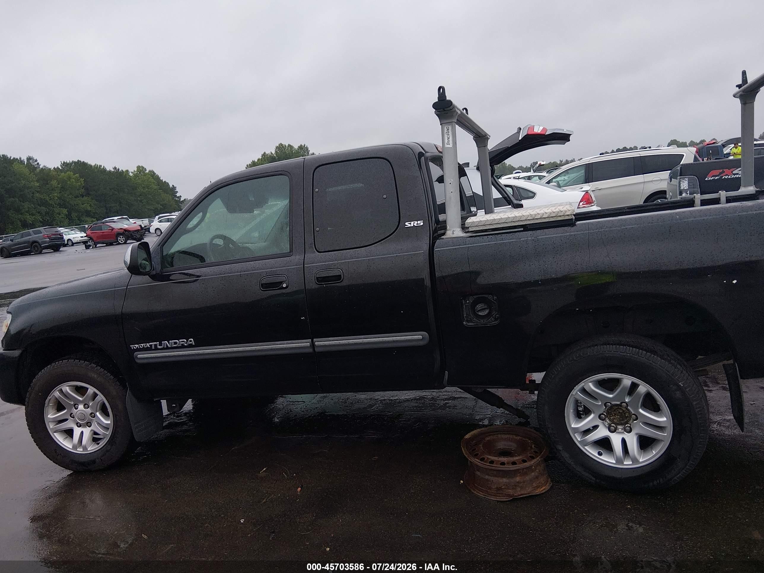 2004 Toyota Tundra Sr5 Black vin: 5TBBN44144S434826
