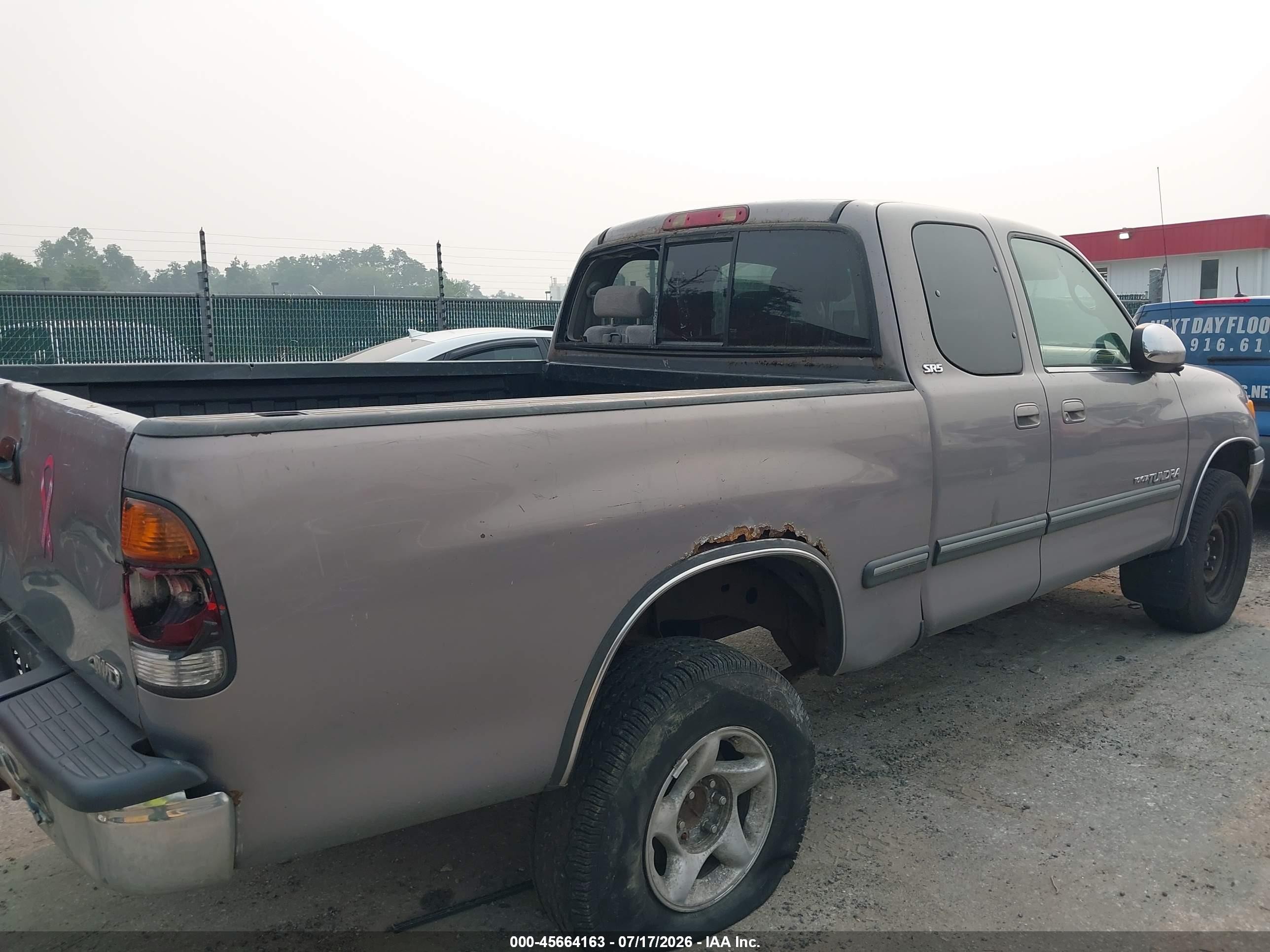 2002 Toyota Tundra Sr5 Brown vin: 5TBBN44182S248560