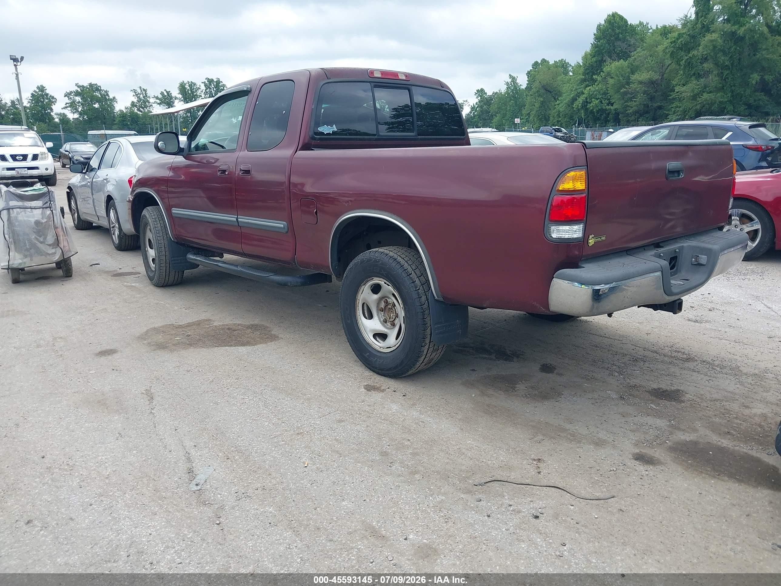 2003 Toyota Tundra Sr5 Maroon vin: 5TBBN44183S355240