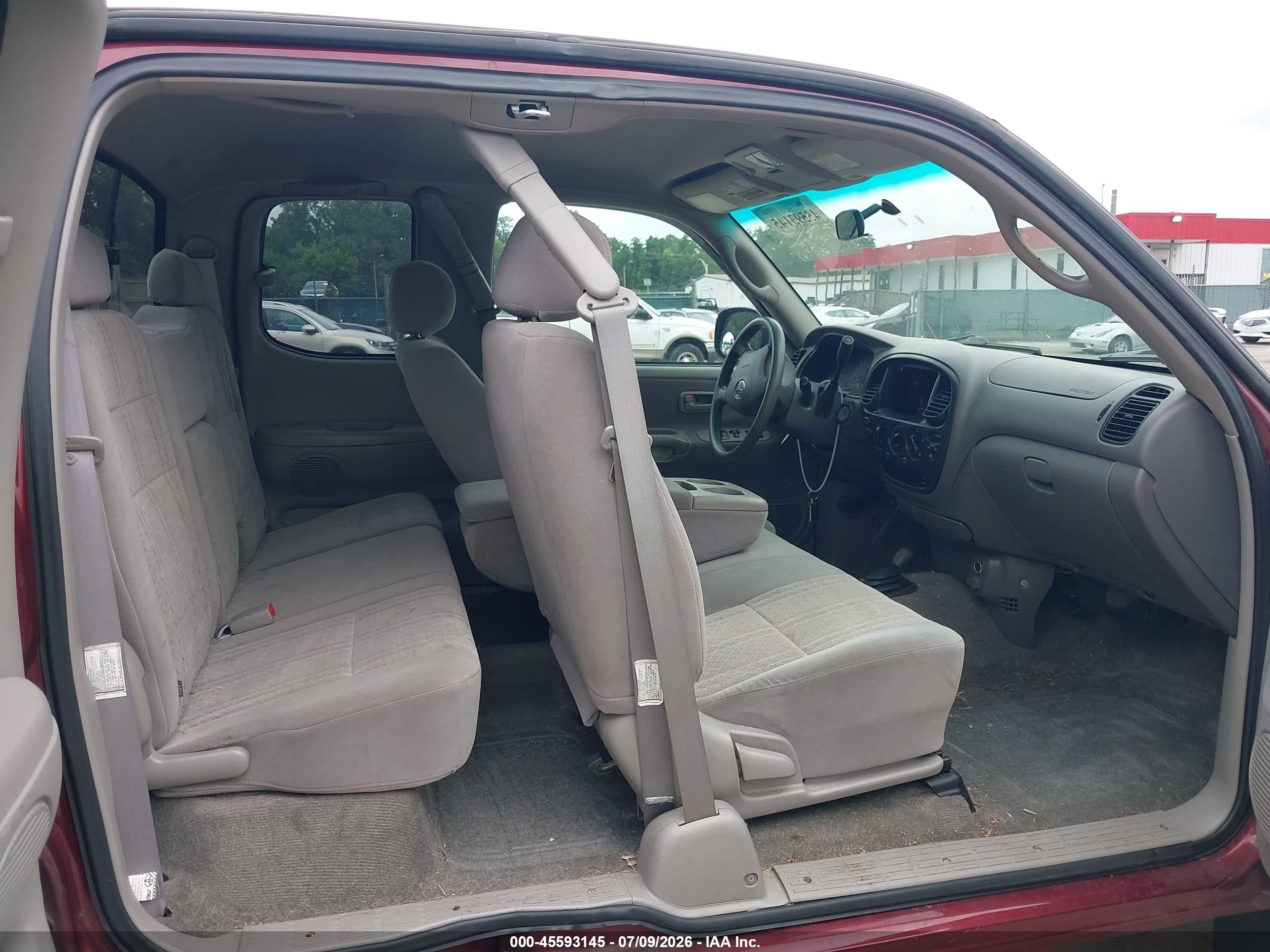 2003 Toyota Tundra Sr5 Maroon vin: 5TBBN44183S355240